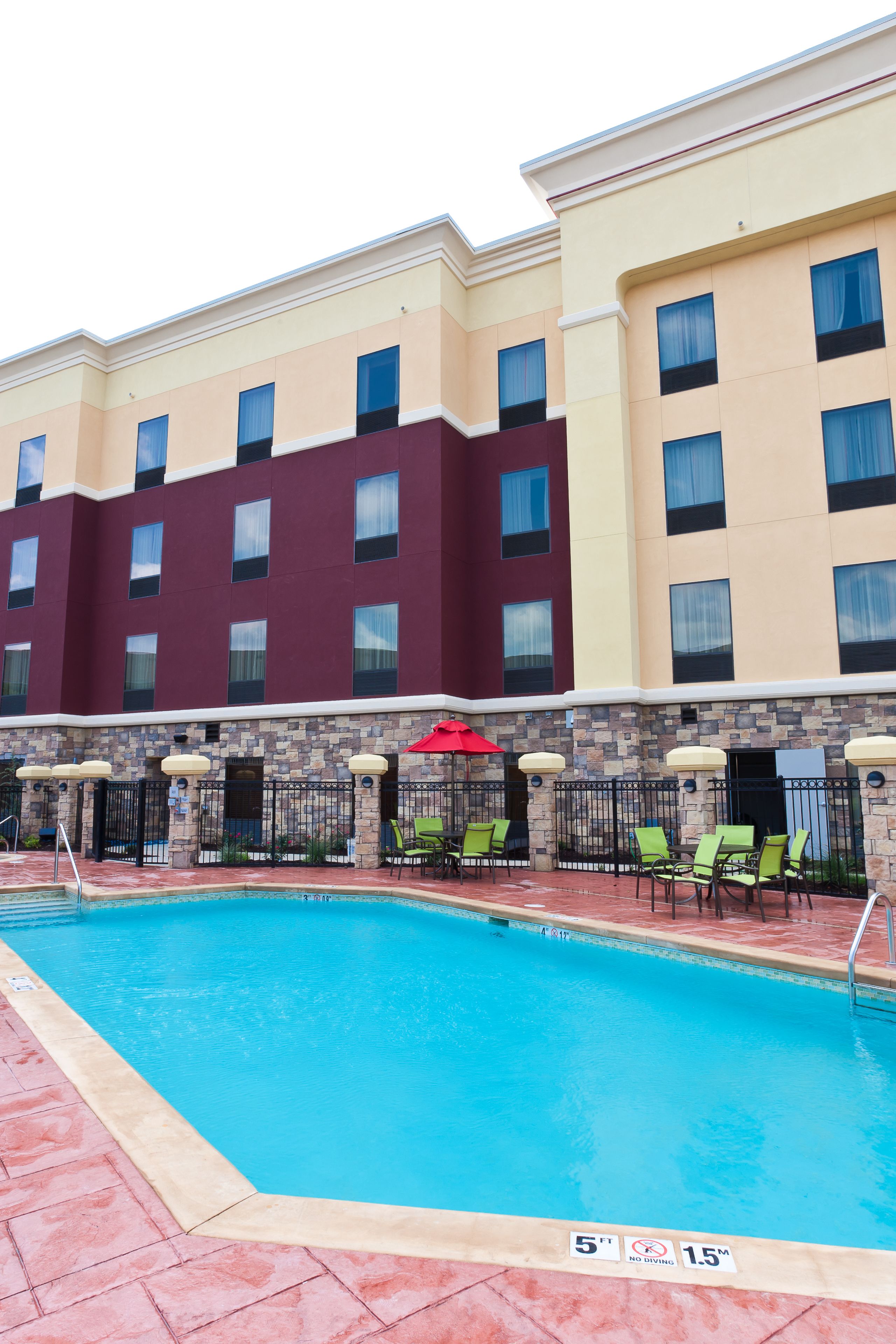 Hampton Inn & Suites Tulsa/Central Hampton Inn & Suites Tulsa/Central