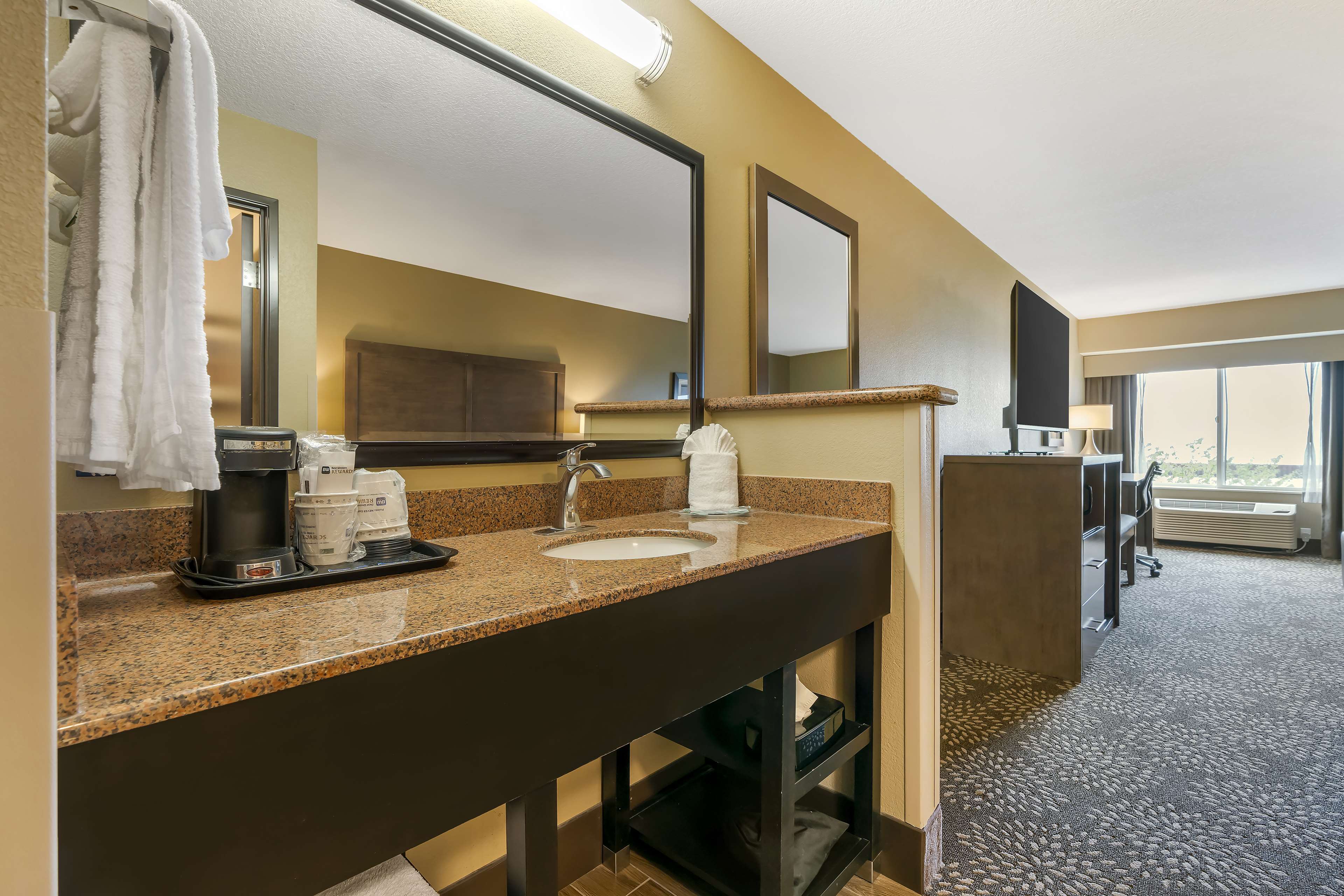 Best Western Columbia River Waterfront Hotel Astoria