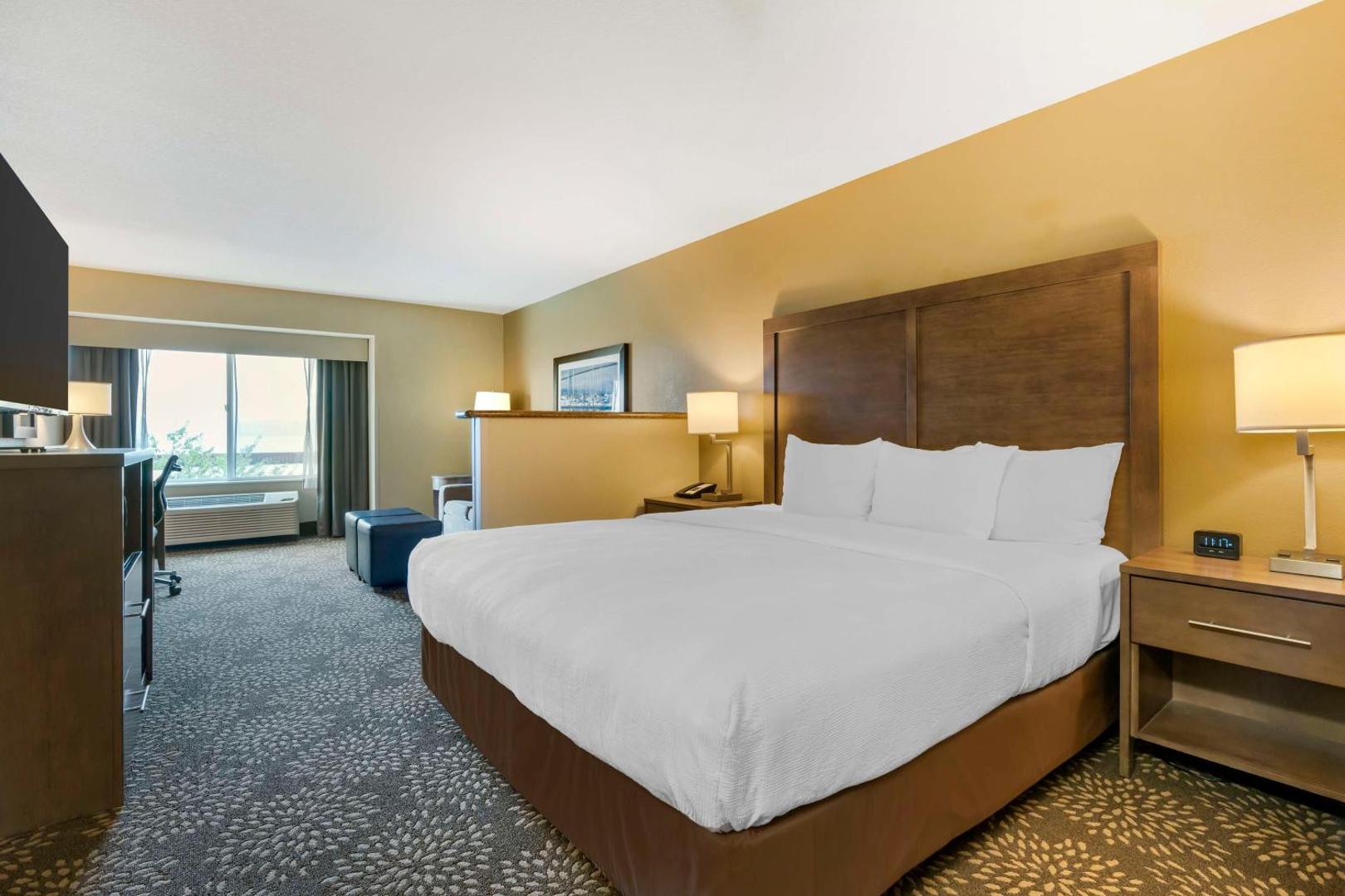 Best Western Columbia River Waterfront Hotel Astoria