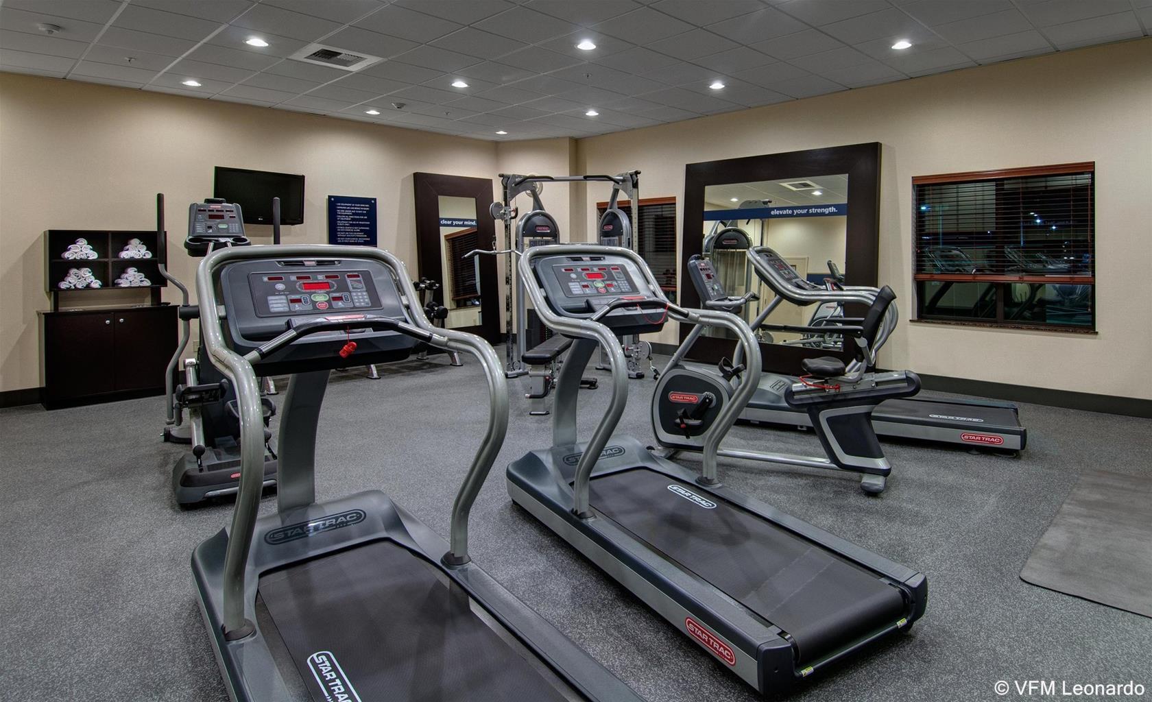 Hampton Inn & Suites Astoria Hampton Inn & Suites Astoria