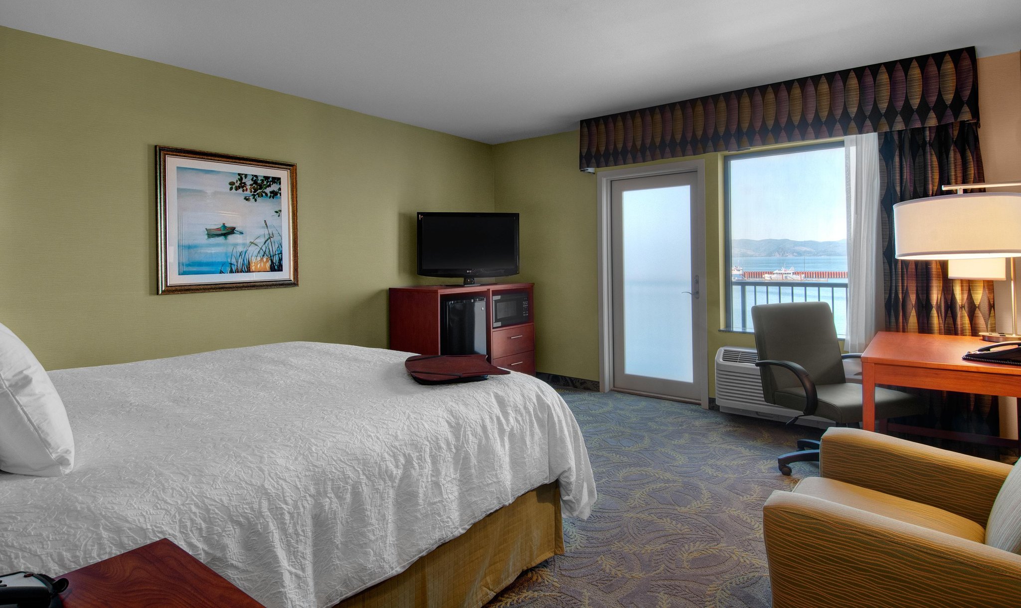 Hampton Inn & Suites Astoria Hampton Inn & Suites Astoria