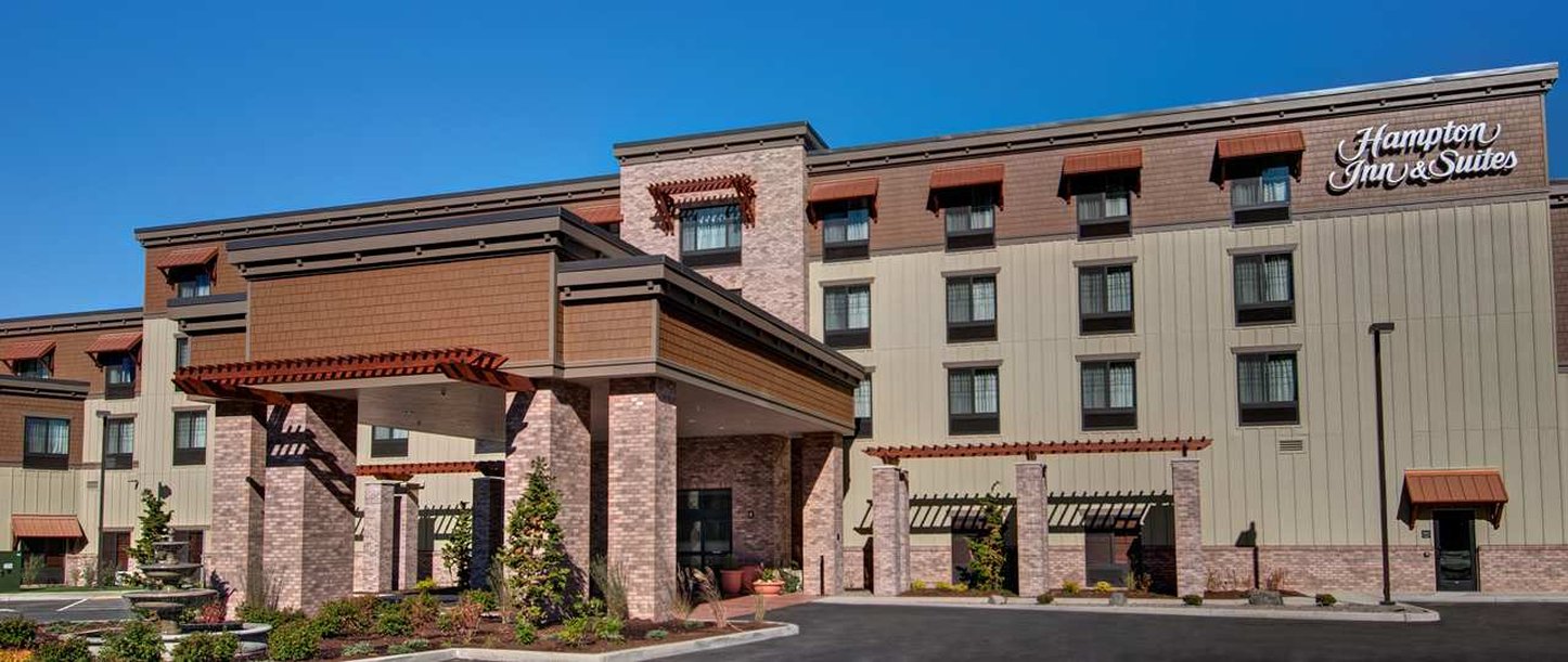 Hampton Inn & Suites Astoria Hampton Inn & Suites Astoria