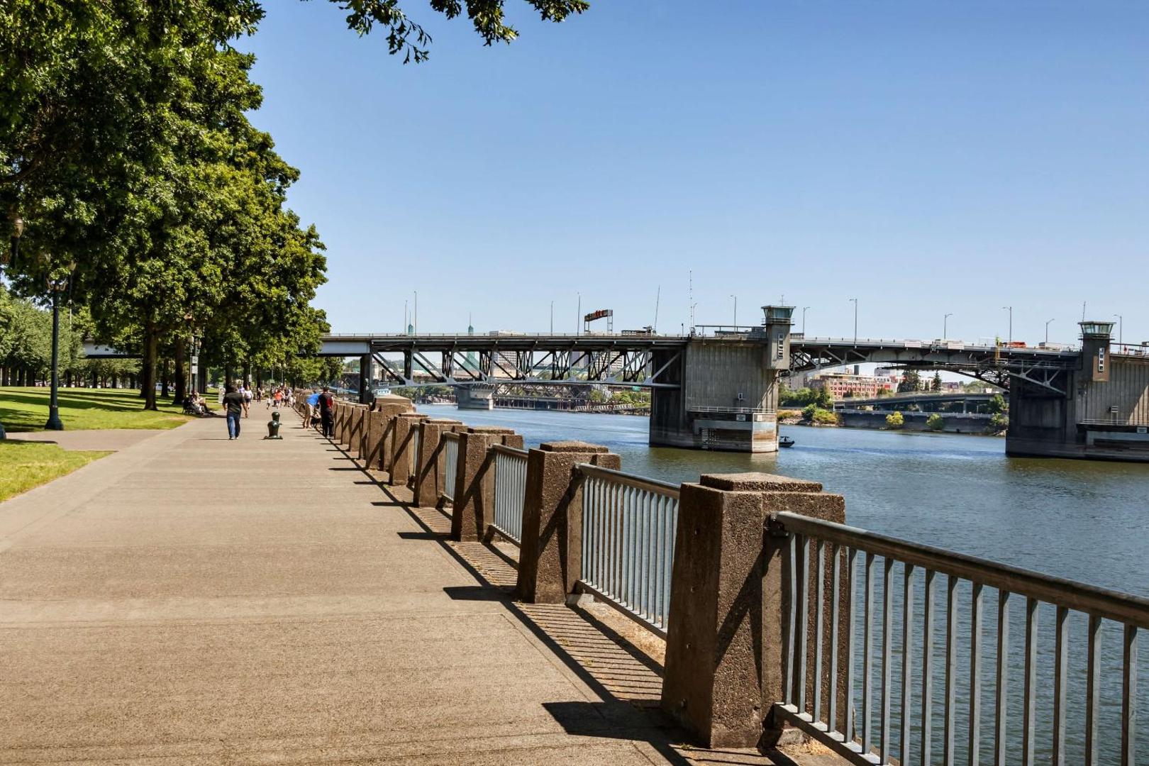 Hampton Inn Portland/Clackamas Hampton Inn Portland/Clackamas