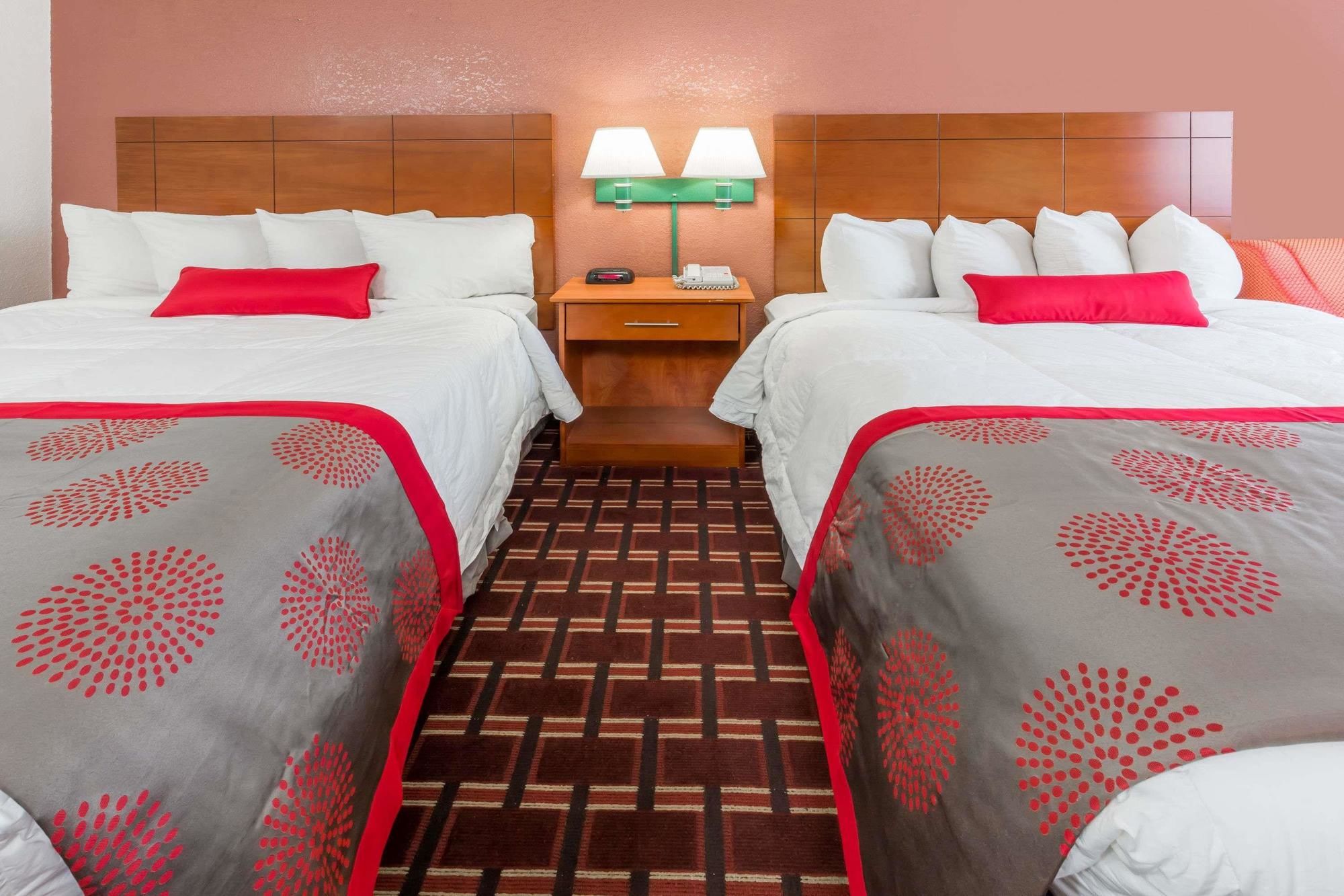 Ramada by Wyndham Medford Hotel & Conference Center Ramada by Wyndham Medford Hotel & Conference Center