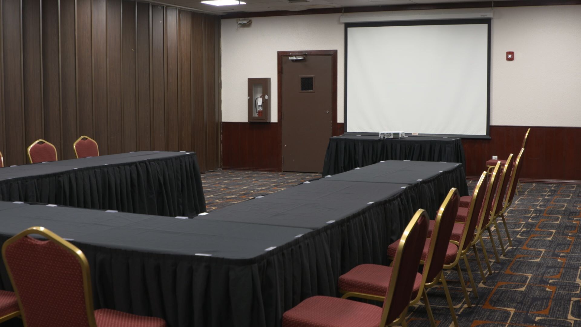 Ramada by Wyndham Medford Hotel & Conference Center Ramada by Wyndham Medford Hotel & Conference Center