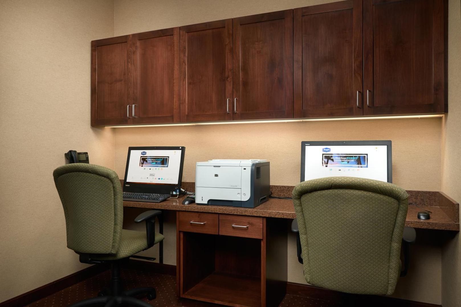Hampton Inn & Suites Salem Hampton Inn & Suites Salem