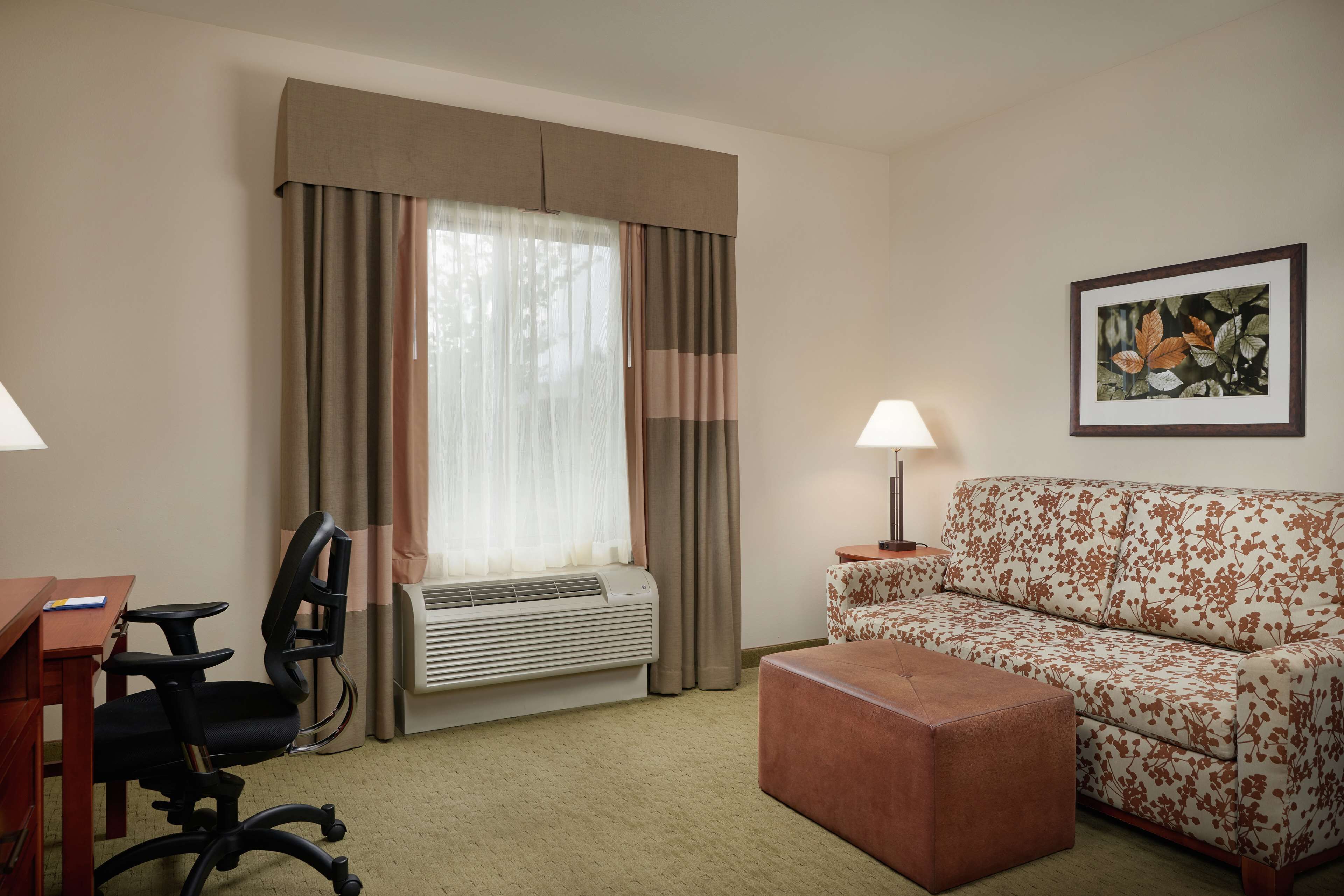 Hampton Inn & Suites Salem Hampton Inn & Suites Salem