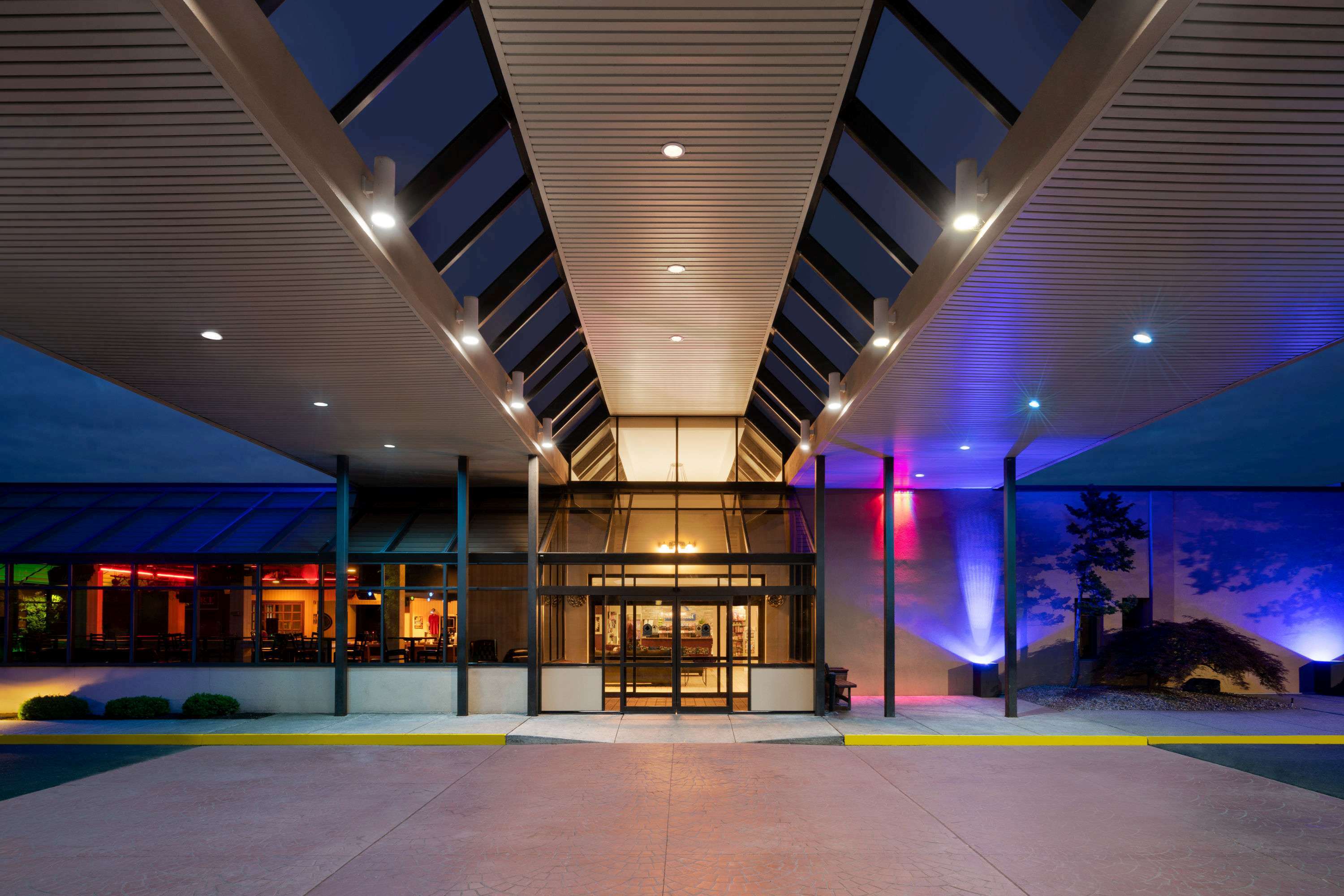 Days Hotel by Wyndham Allentown Airport / Lehigh Valley