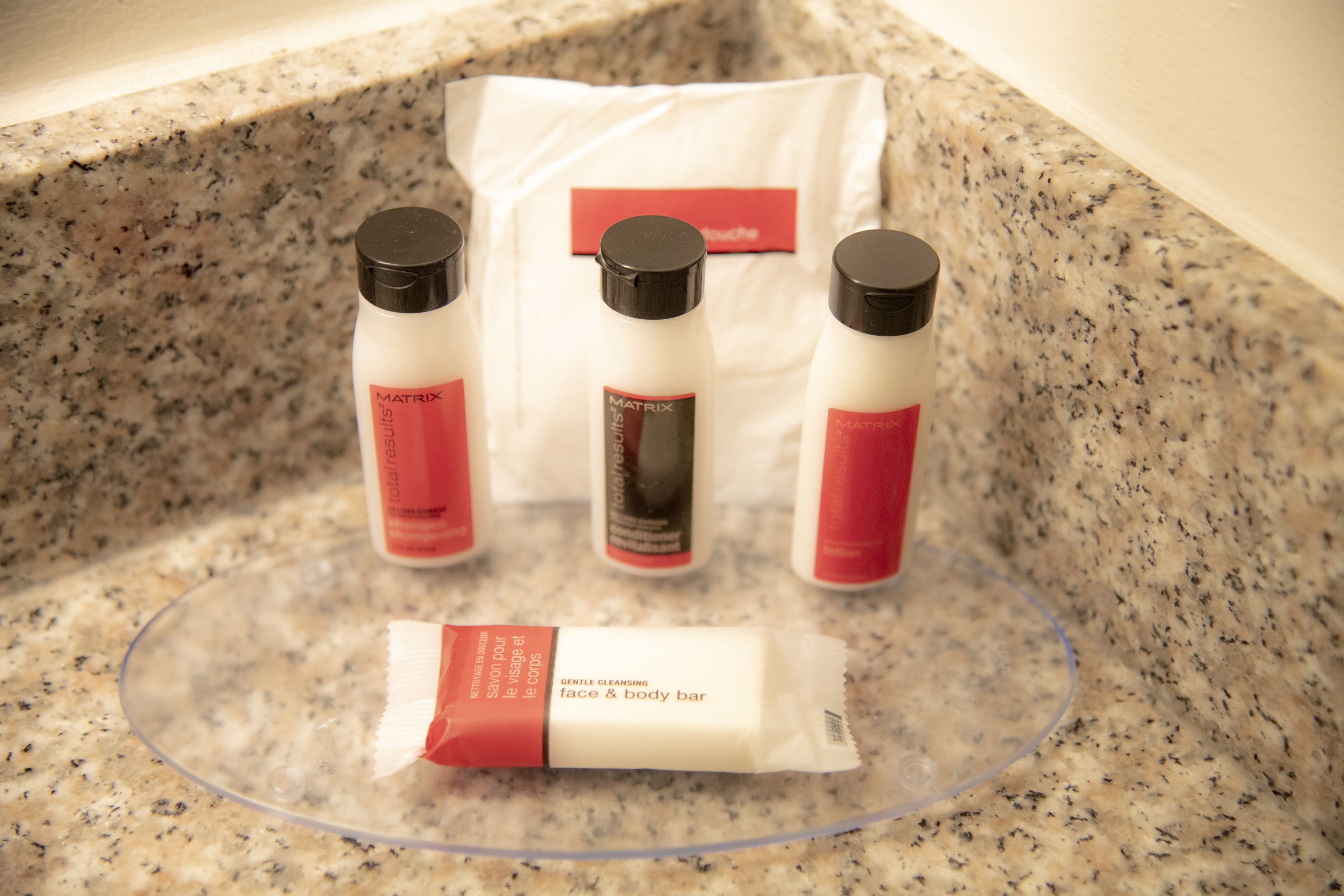 Howard Johnson by Wyndham Allentown/Dorney Hotel & Suites Howard Johnson by Wyndham Allentown/Dorney Hotel & Suites