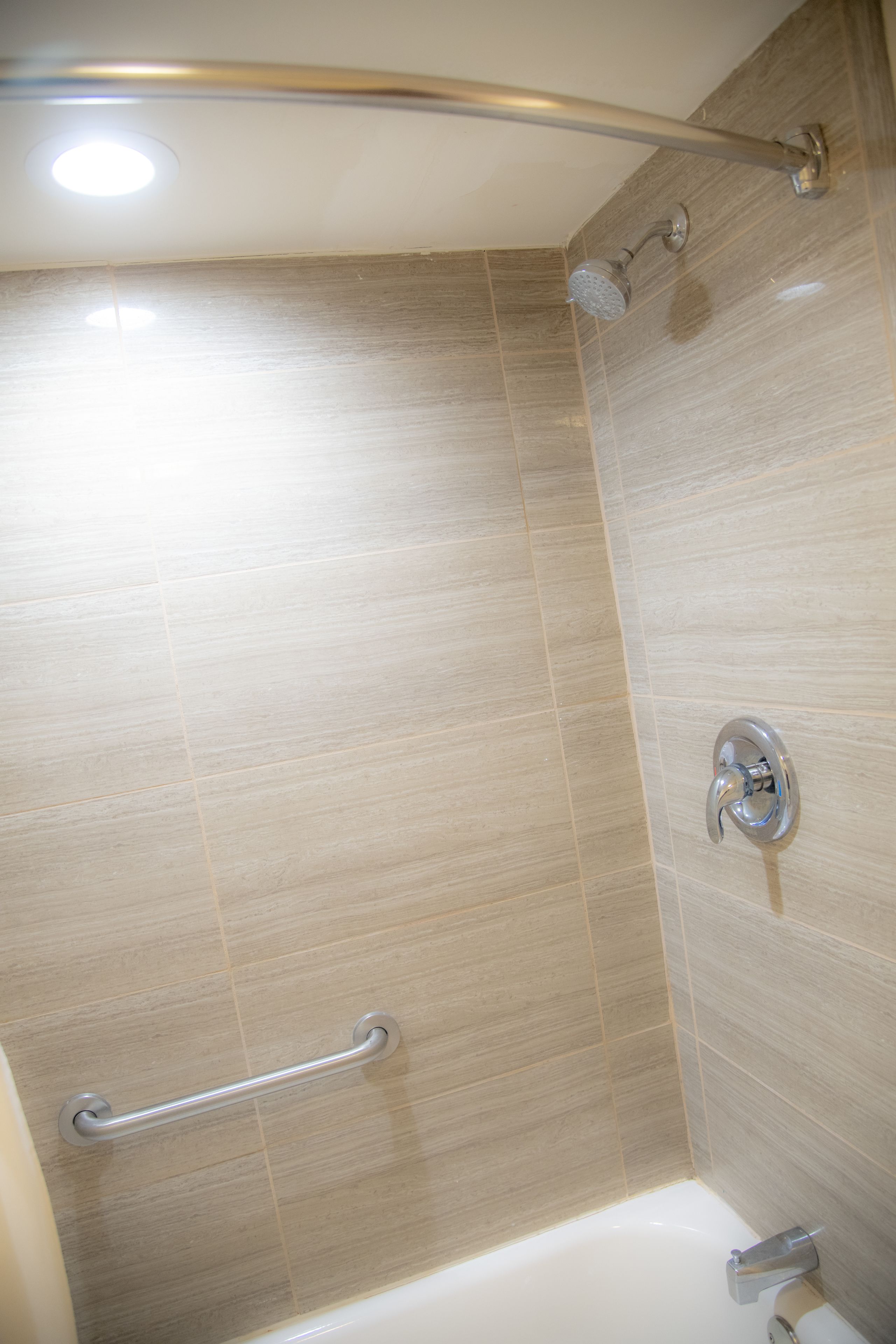 Howard Johnson by Wyndham Allentown/Dorney Hotel & Suites Howard Johnson by Wyndham Allentown/Dorney Hotel & Suites