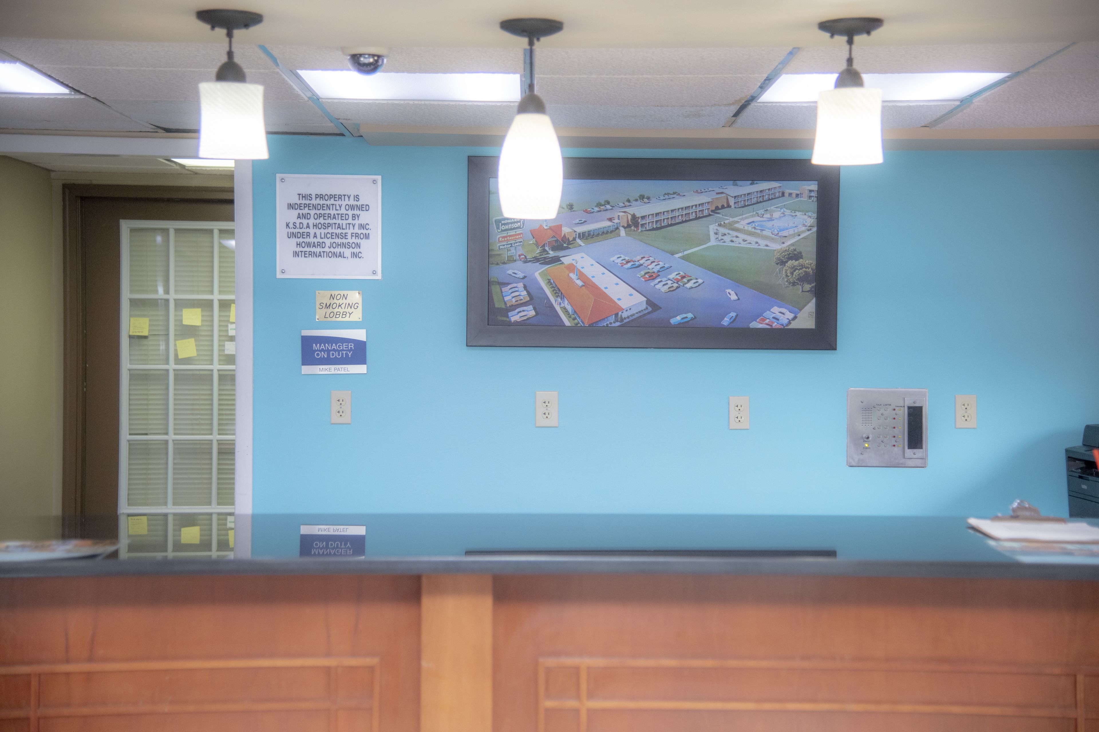 Howard Johnson by Wyndham Allentown/Dorney Hotel & Suites Howard Johnson by Wyndham Allentown/Dorney Hotel & Suites