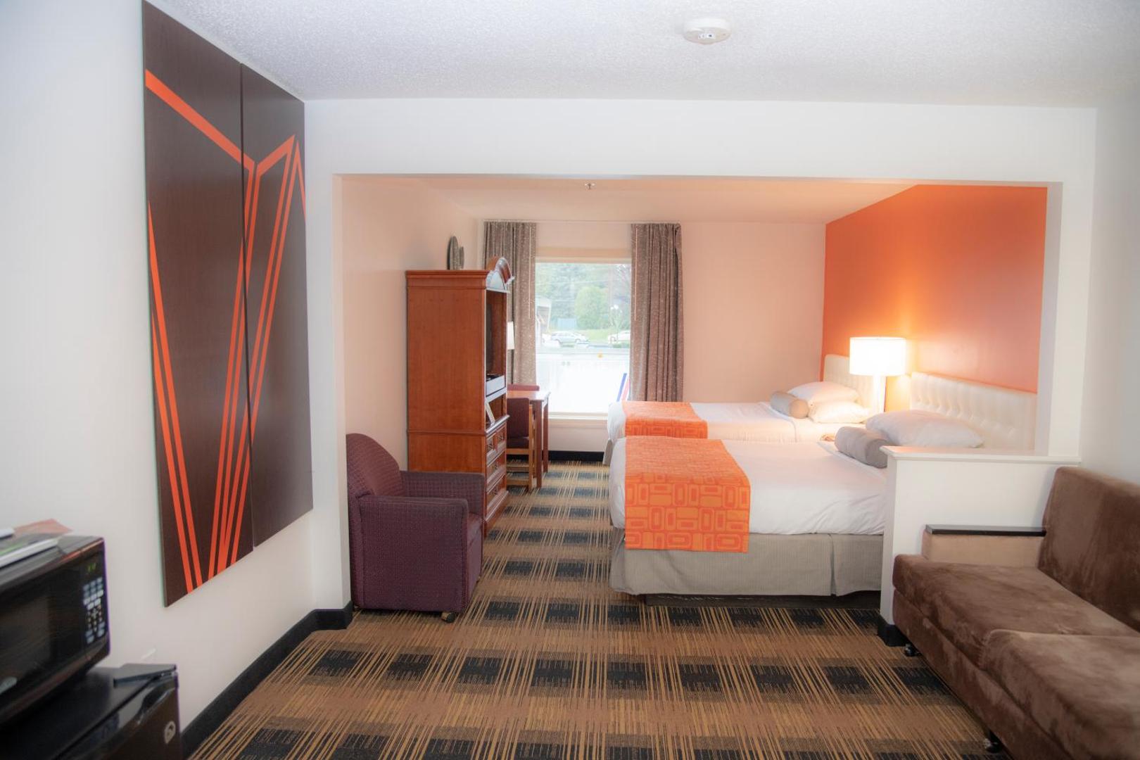 Howard Johnson by Wyndham Allentown/Dorney Hotel & Suites Howard Johnson by Wyndham Allentown/Dorney Hotel & Suites