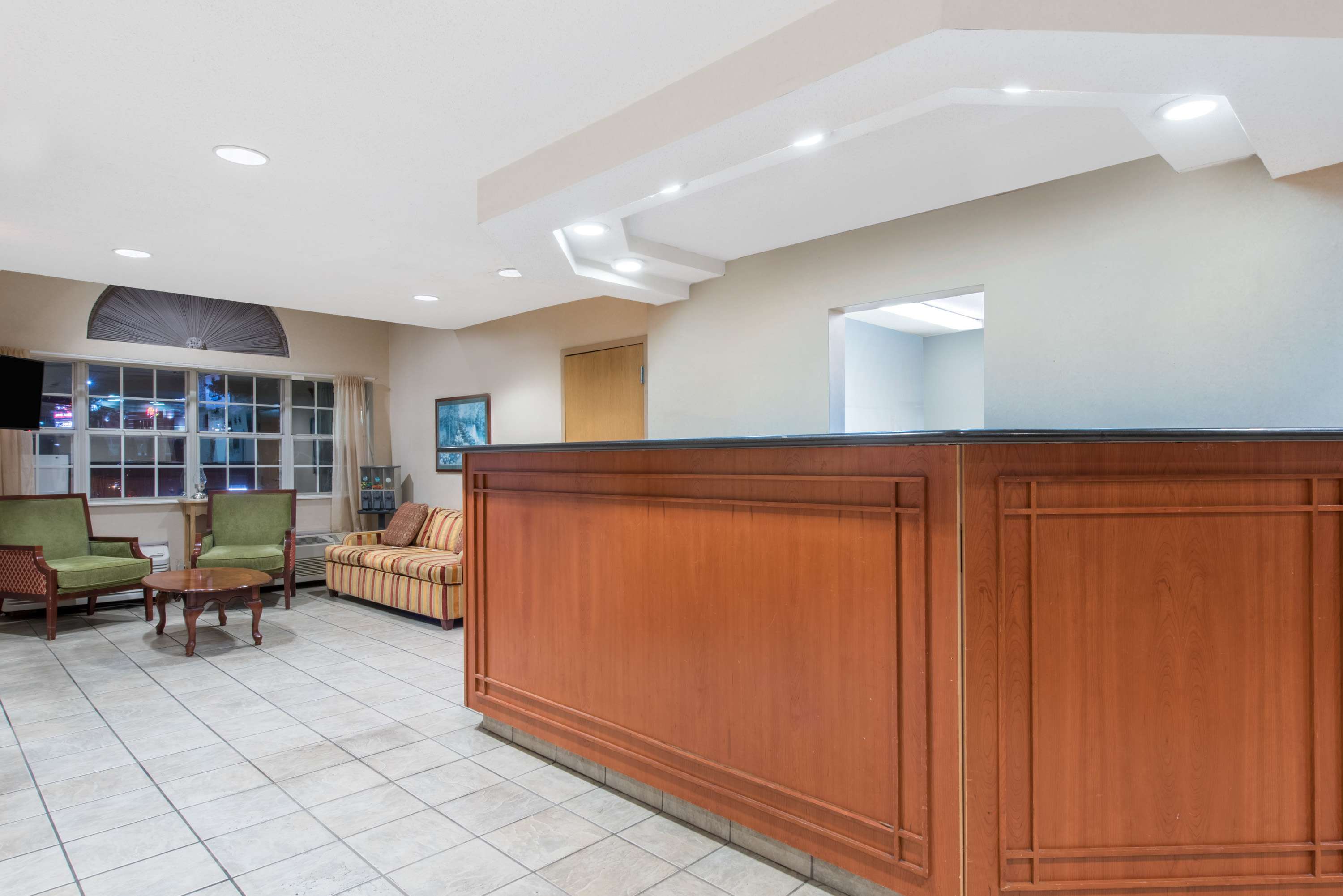 Knights Inn & Suites Allentown Knights Inn & Suites Allentown