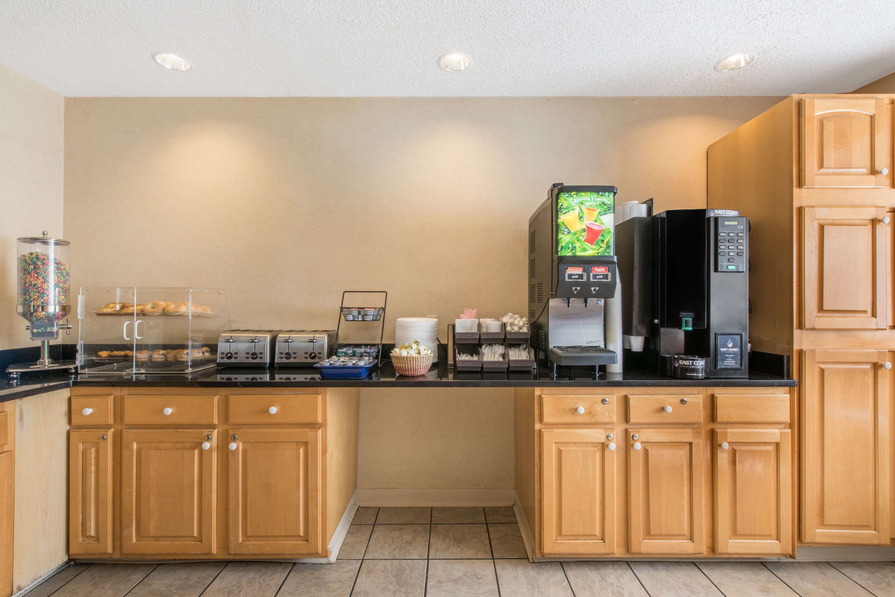 Knights Inn & Suites Allentown Knights Inn & Suites Allentown