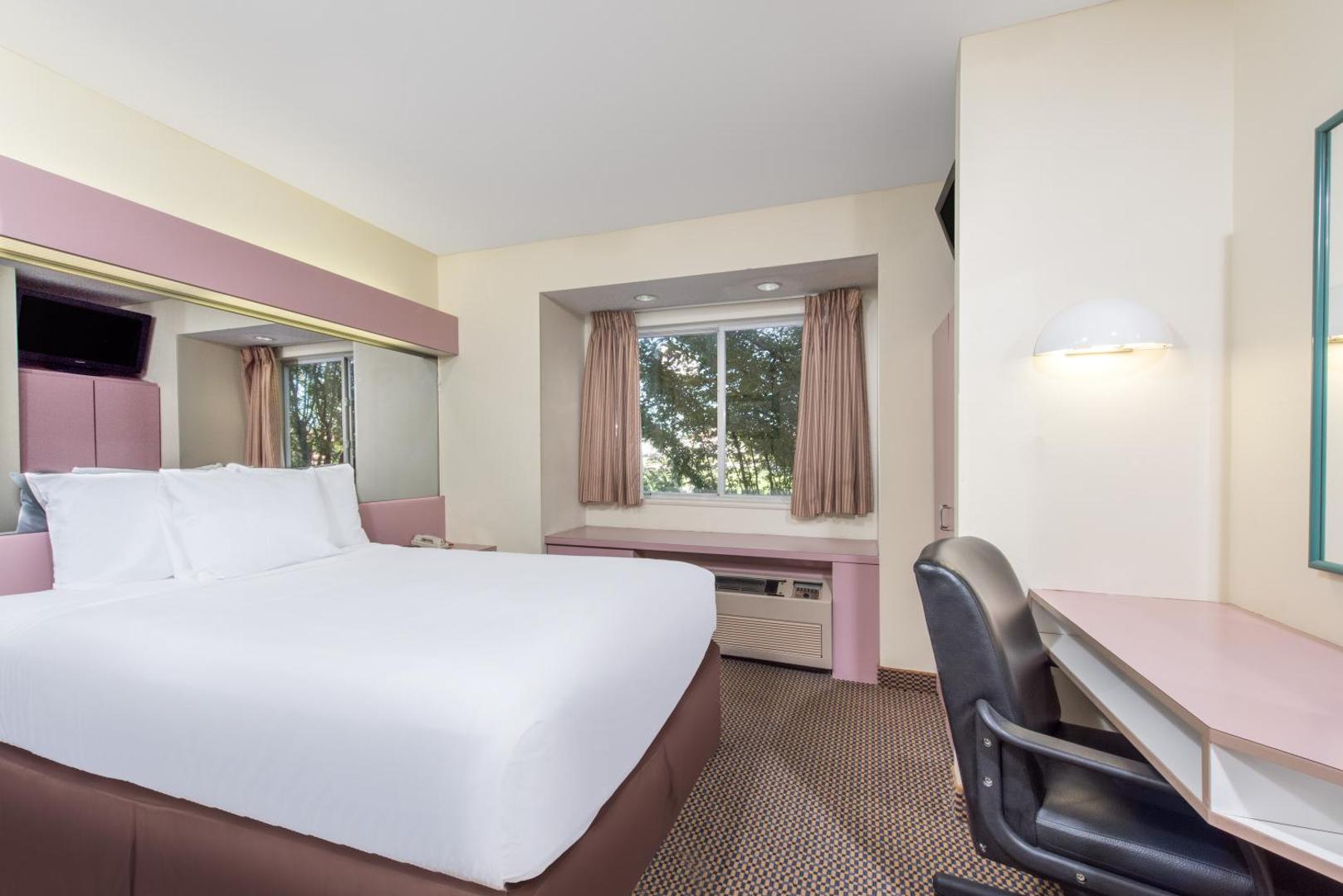 Knights Inn & Suites Allentown Knights Inn & Suites Allentown