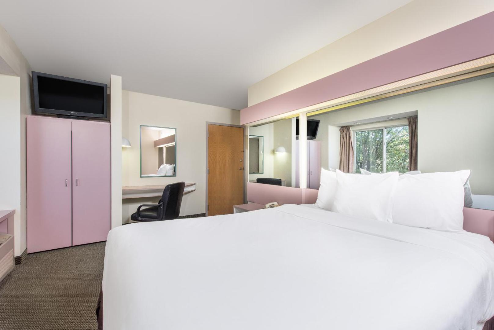 Knights Inn & Suites Allentown Knights Inn & Suites Allentown