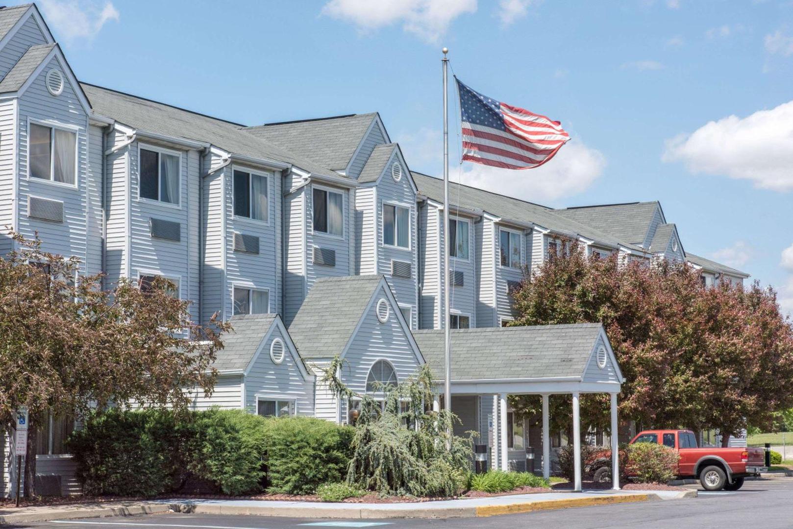 Knights Inn & Suites Allentown Knights Inn & Suites Allentown