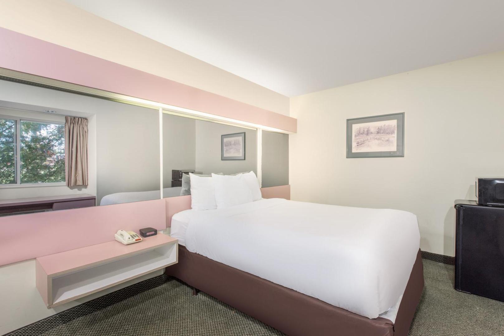 Knights Inn & Suites Allentown Knights Inn & Suites Allentown