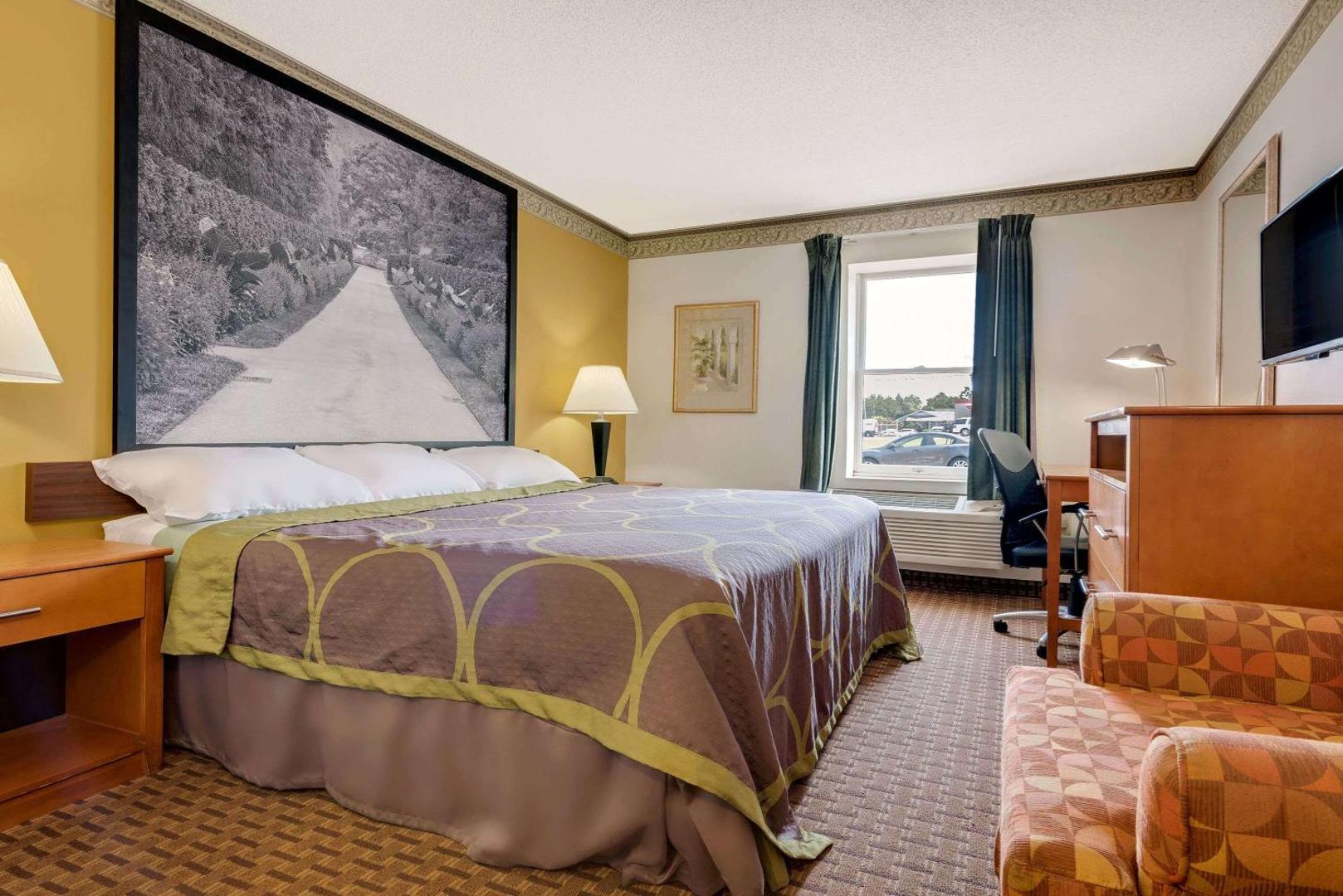 Super 8 by Wyndham Allentown Super 8 by Wyndham Allentown