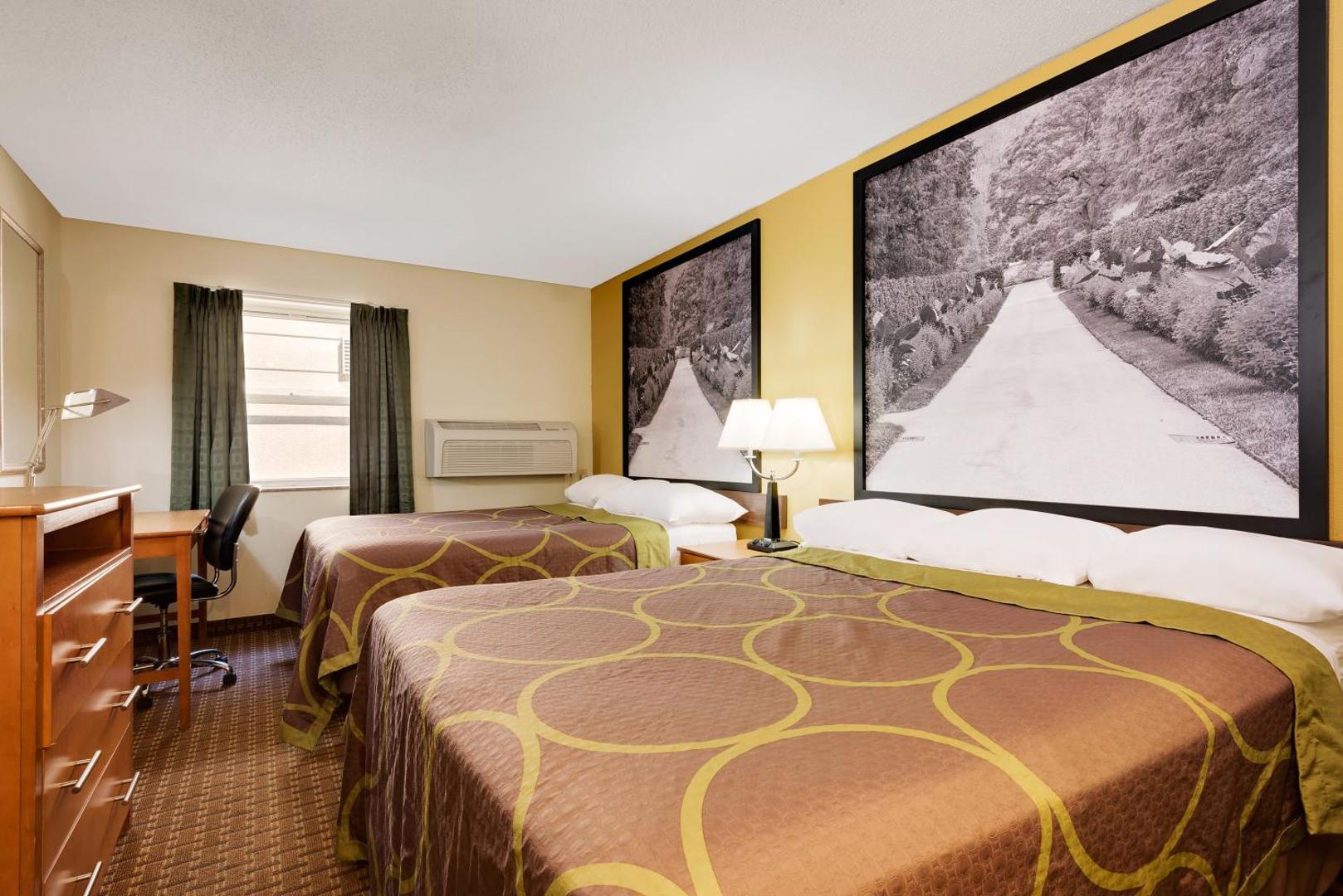 Super 8 by Wyndham Allentown Super 8 by Wyndham Allentown