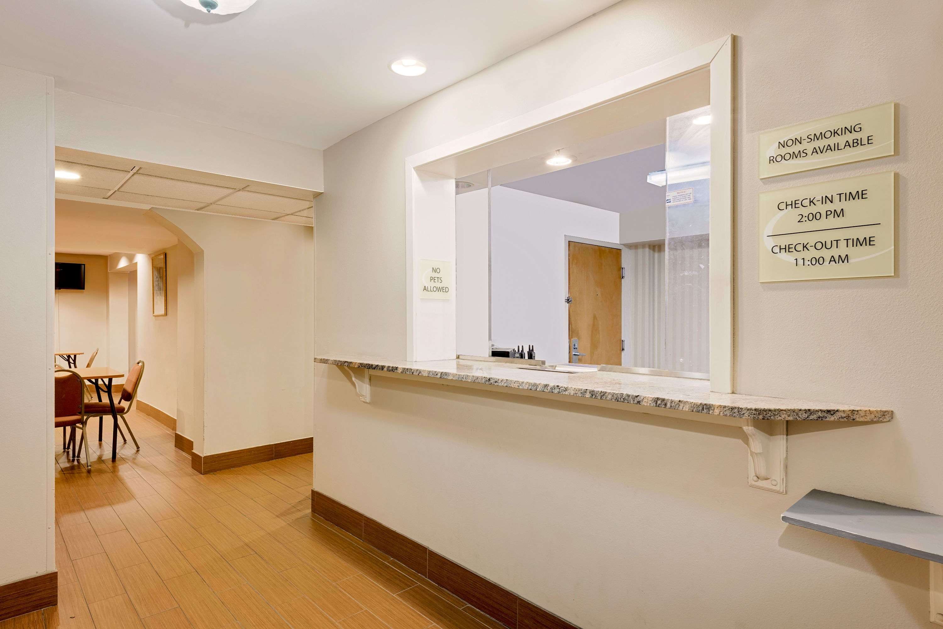 Super 8 by Wyndham Allentown Super 8 by Wyndham Allentown