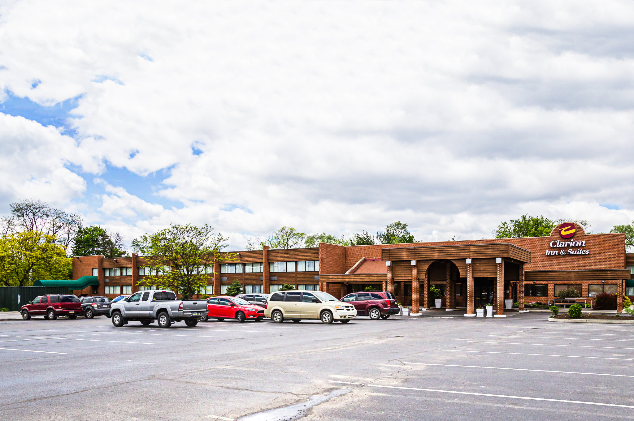 Quality Inn & Suites Quality Inn & Suites