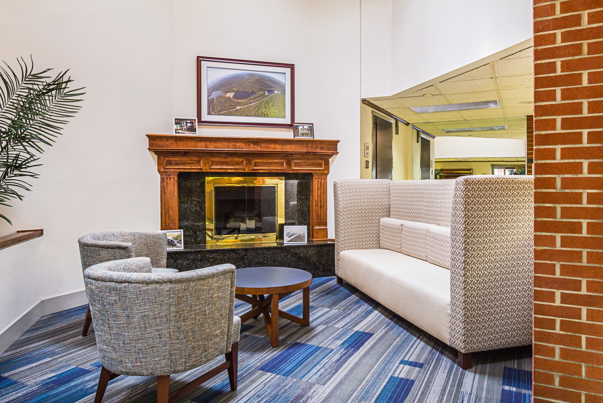 Quality Inn & Suites Quality Inn & Suites