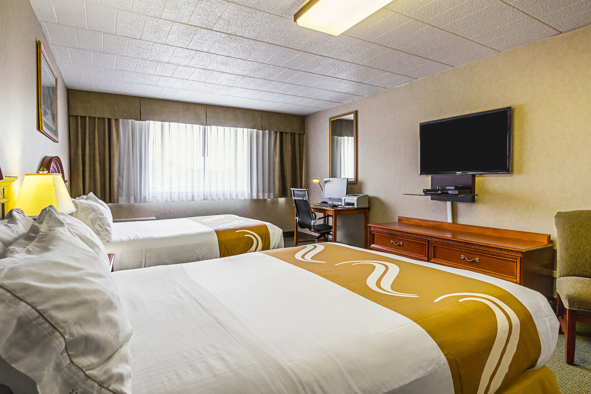 Quality Inn & Suites Quality Inn & Suites