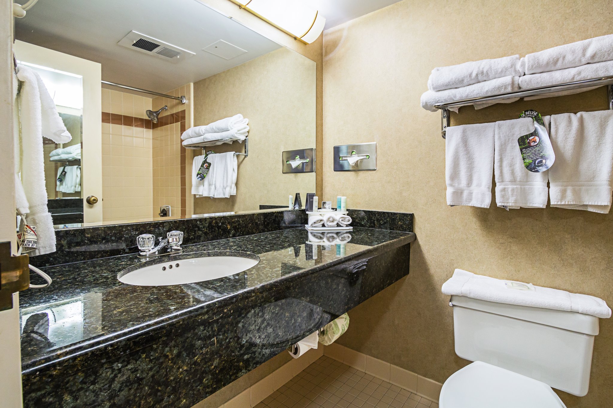 Quality Inn & Suites Quality Inn & Suites