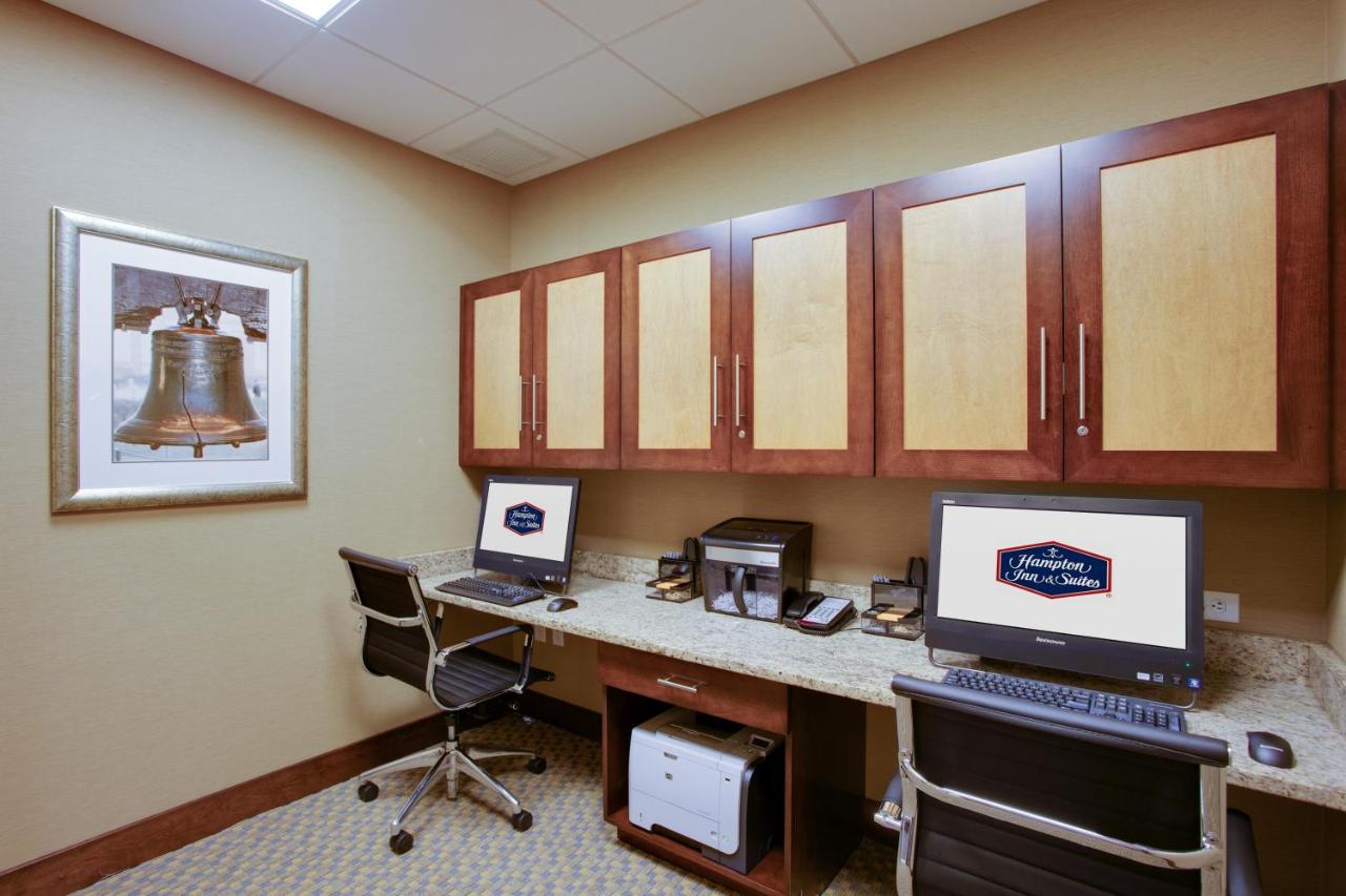 Hampton Inn & Suites Philadelphia/Bensalem Hampton Inn & Suites Philadelphia/Bensalem