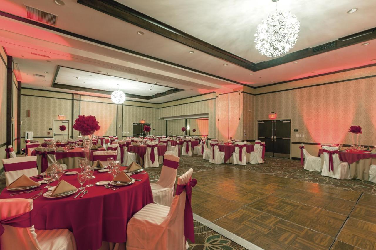 Hampton Inn & Suites Philadelphia/Bensalem Hampton Inn & Suites Philadelphia/Bensalem