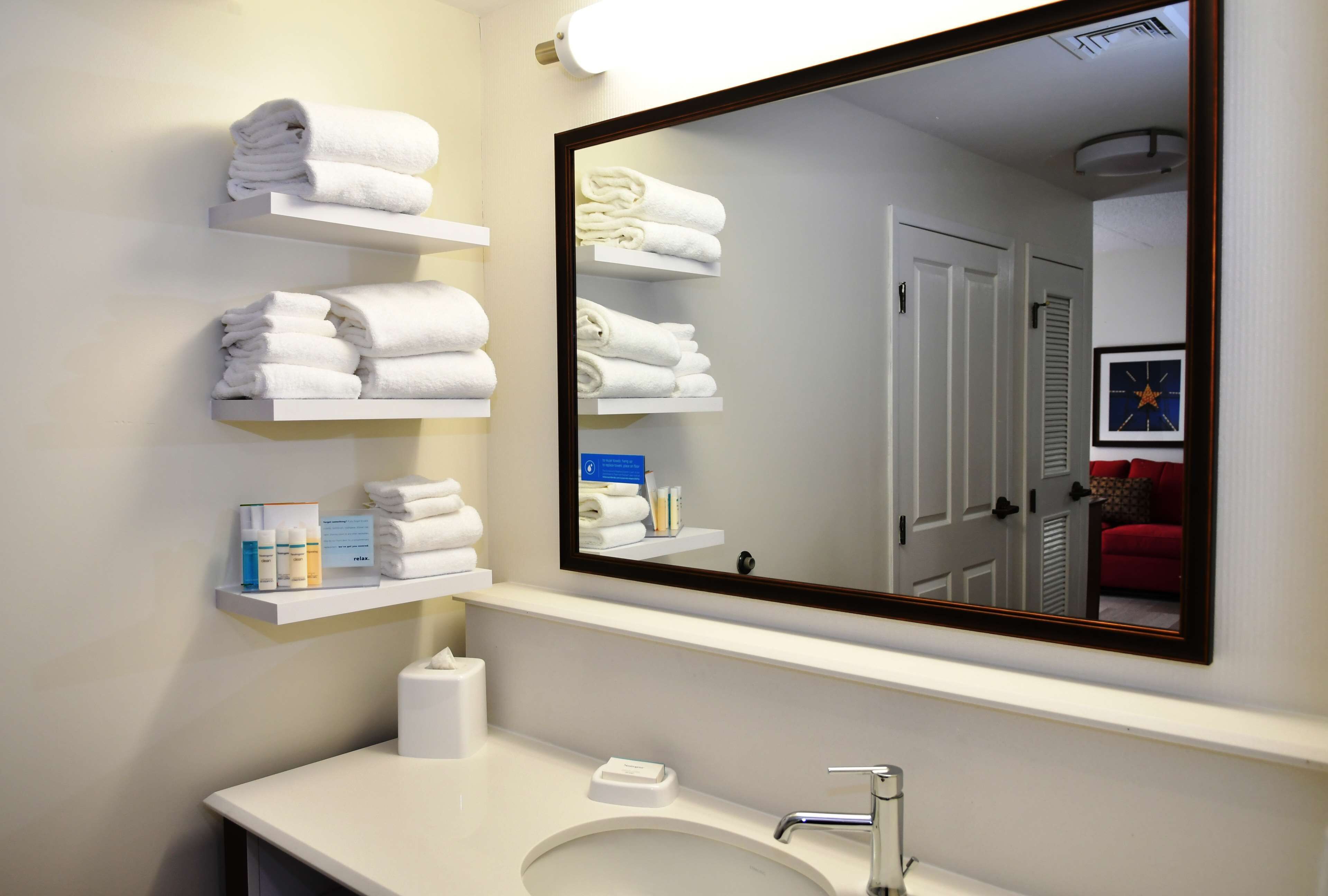 Hampton Inn & Suites Bethlehem Hampton Inn & Suites Bethlehem