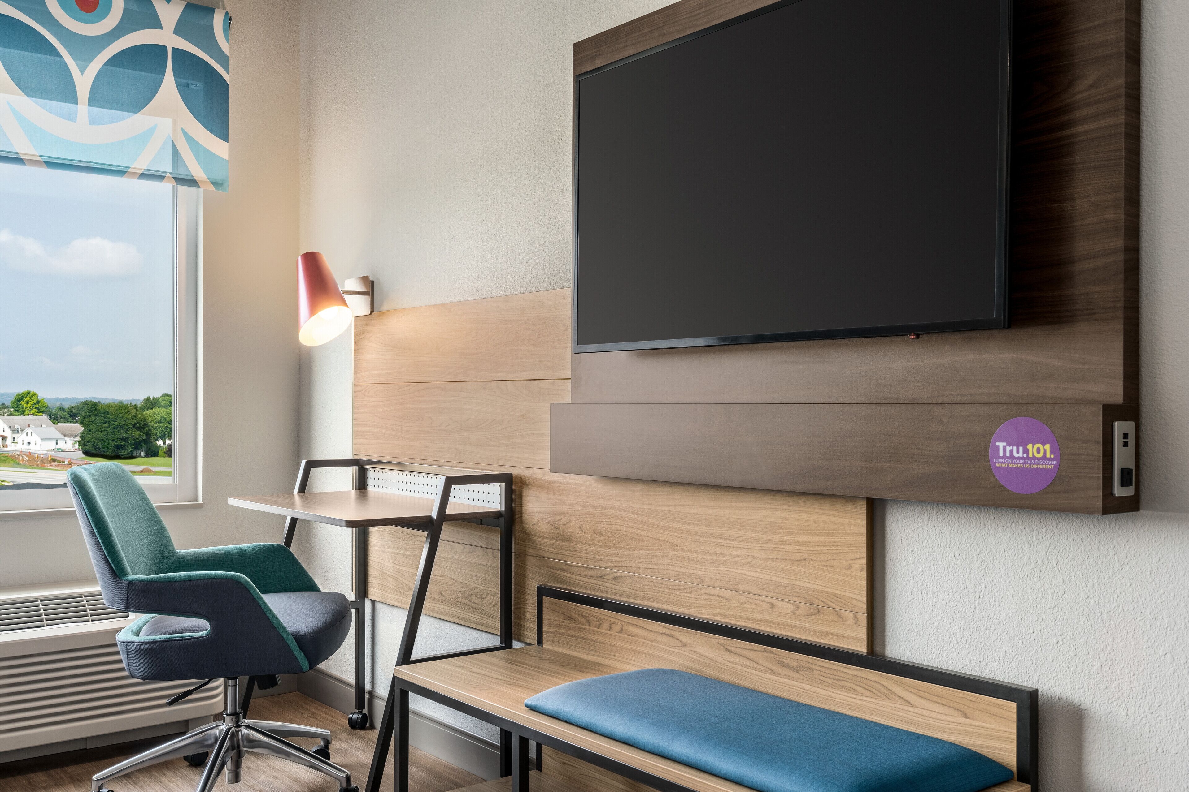 Tru by Hilton Easton