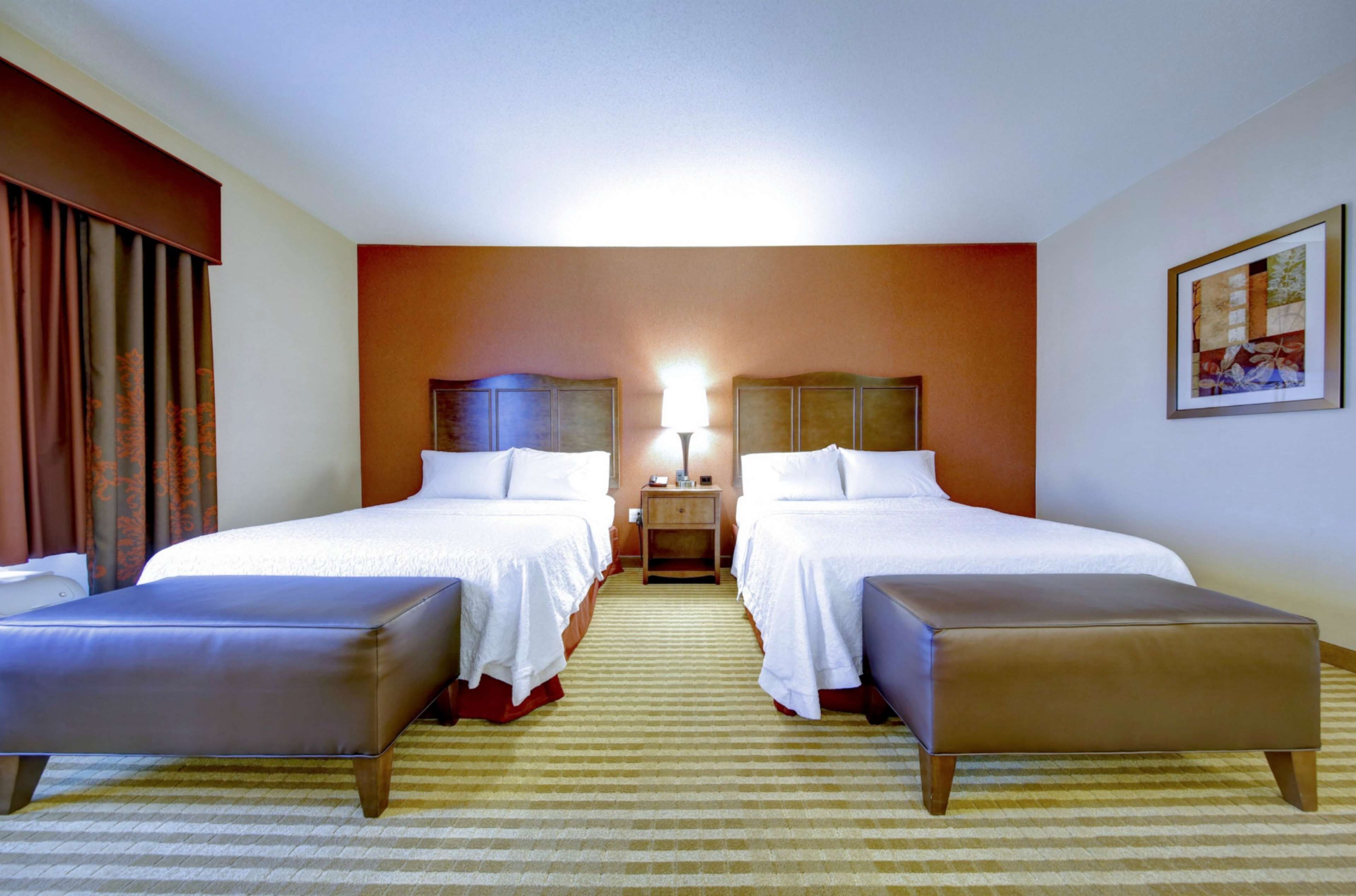 Hampton Inn & Suites Harrisburg/North Hampton Inn & Suites Harrisburg/North