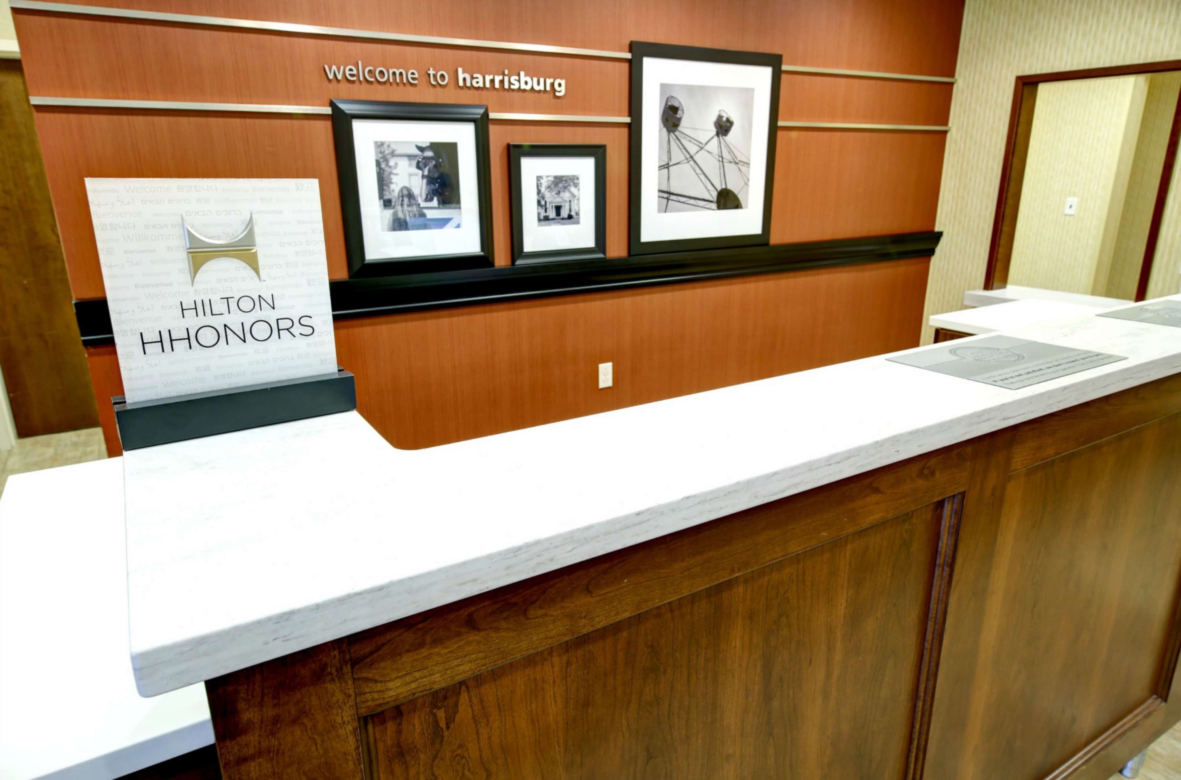 Hampton Inn & Suites Harrisburg/North Hampton Inn & Suites Harrisburg/North