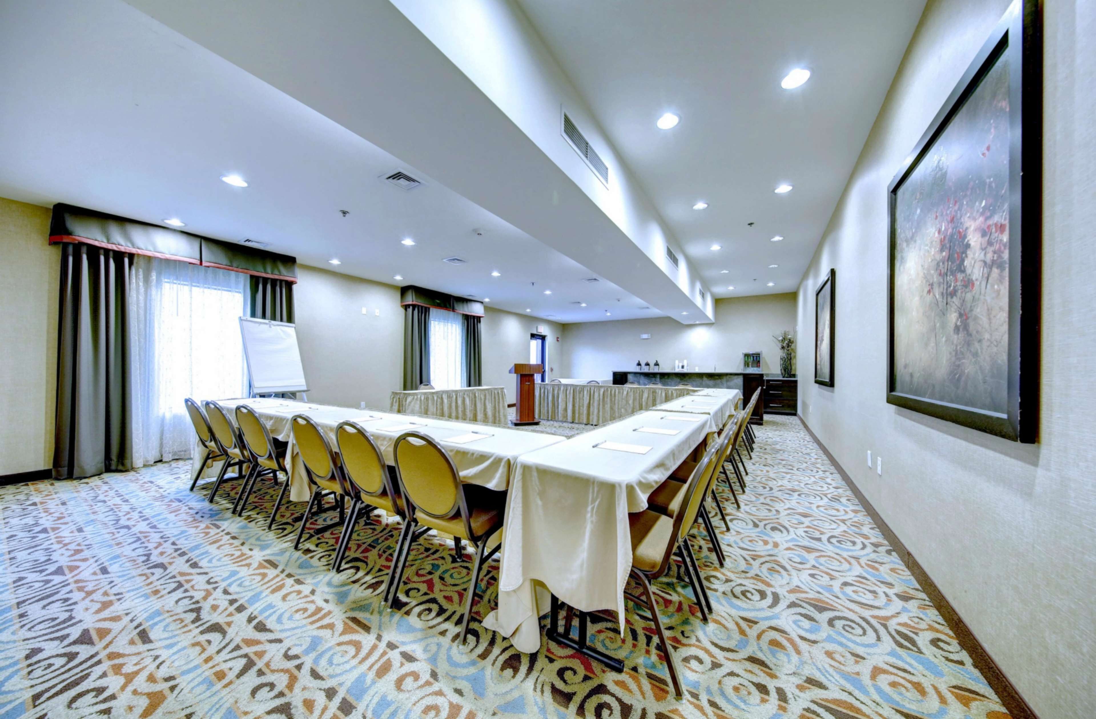 Hampton Inn & Suites Harrisburg/North Hampton Inn & Suites Harrisburg/North