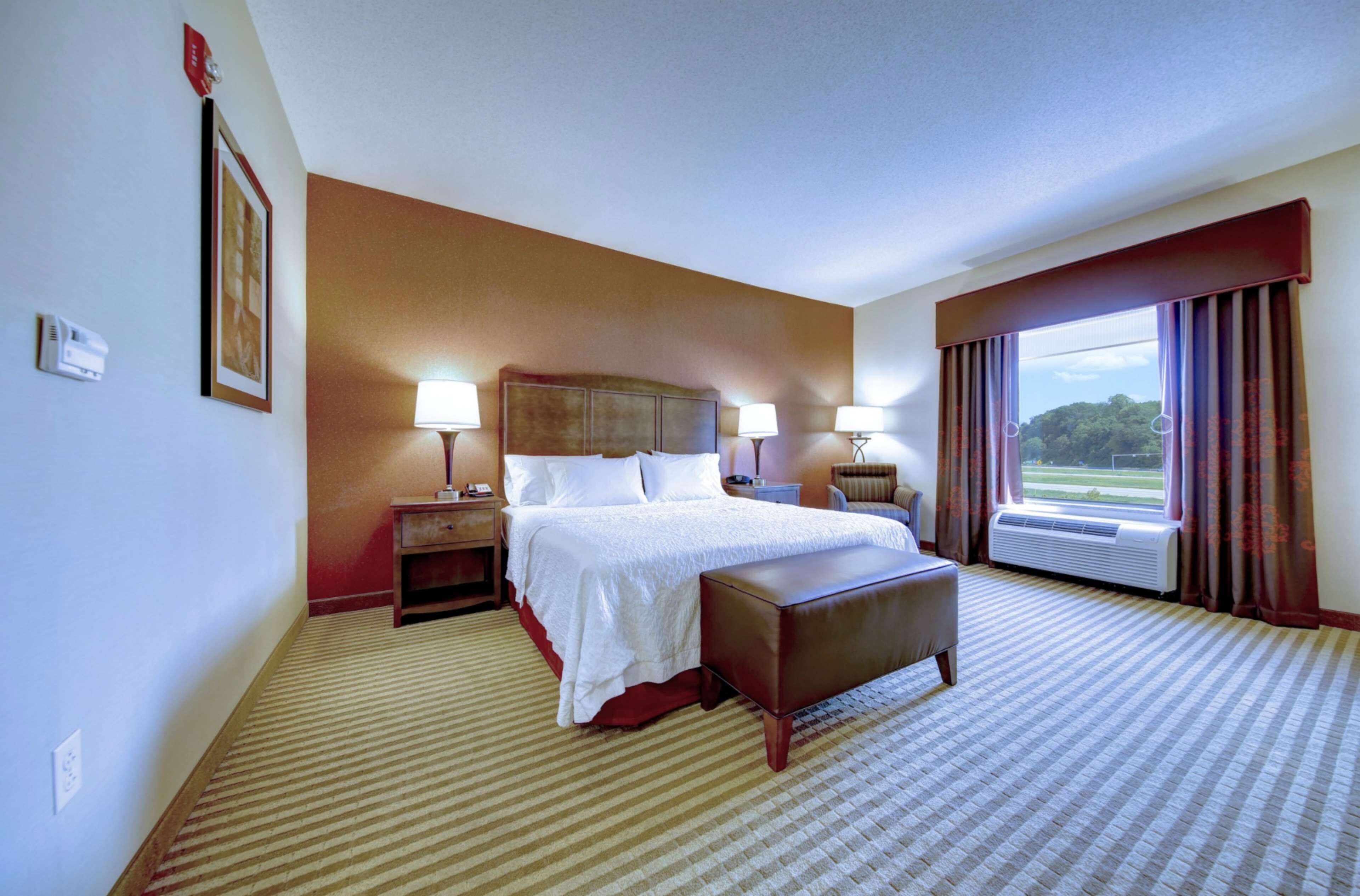 Hampton Inn & Suites Harrisburg/North Hampton Inn & Suites Harrisburg/North