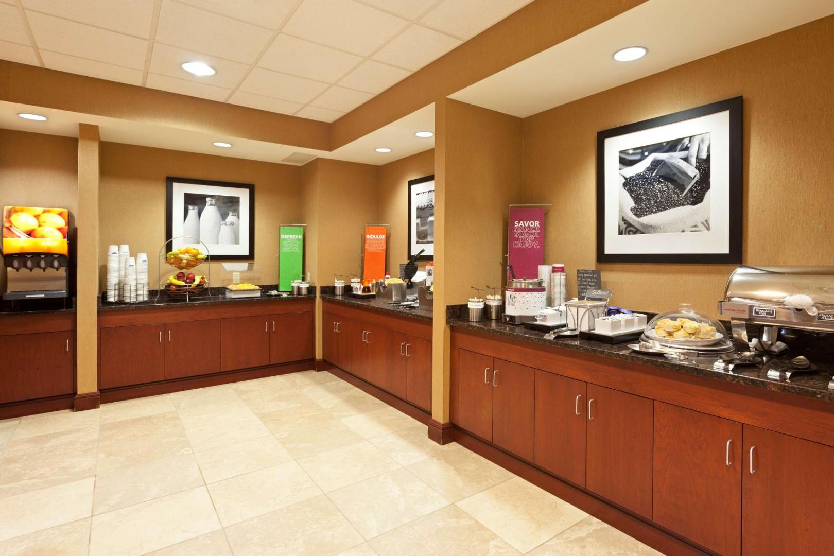 Hampton Inn & Suites Grove City Hampton Inn & Suites Grove City