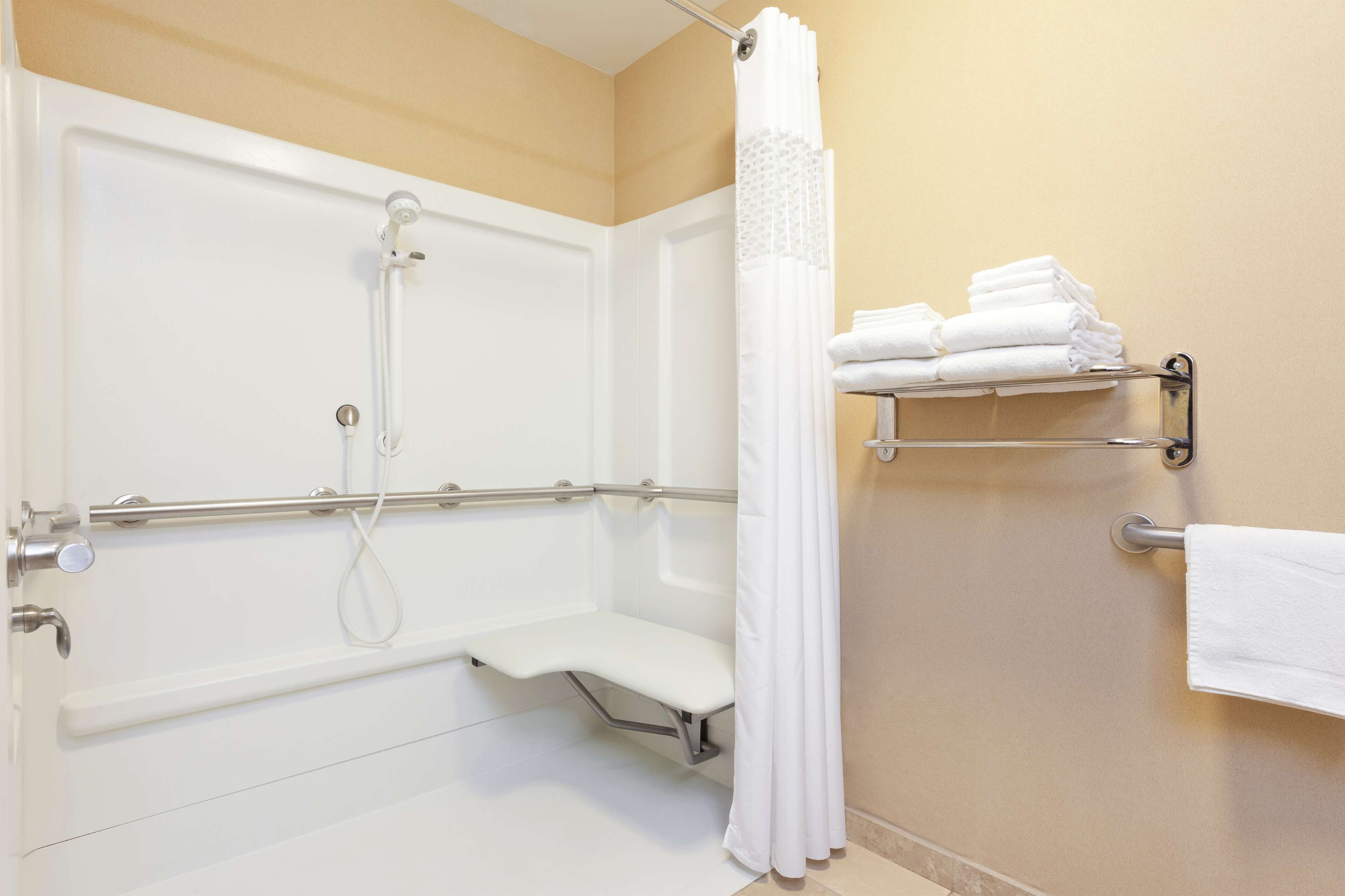 Hampton Inn & Suites Grove City Hampton Inn & Suites Grove City
