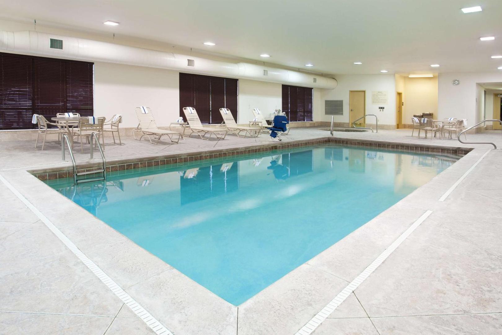 Hampton Inn & Suites Grove City Hampton Inn & Suites Grove City