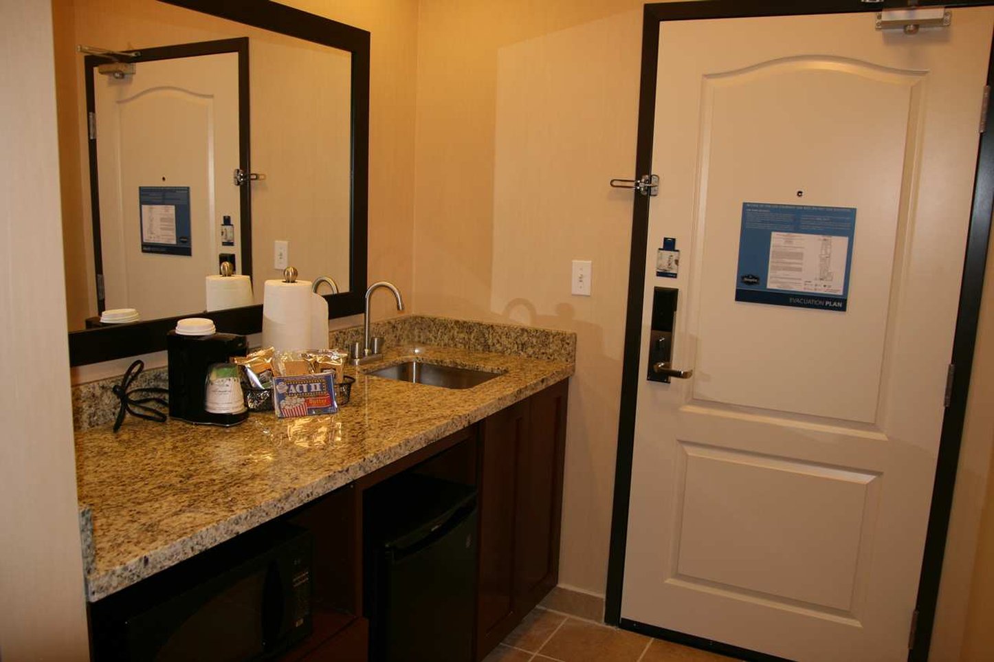 Hampton Inn & Suites New Castle Hampton Inn & Suites New Castle