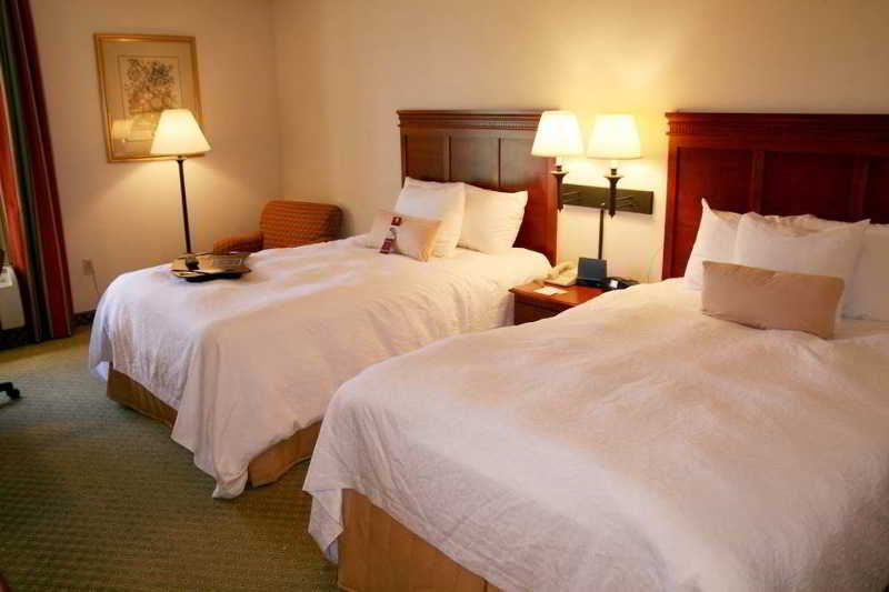 Hampton Inn & Suites Valley Forge Oaks Hampton Inn & Suites Valley Forge Oaks