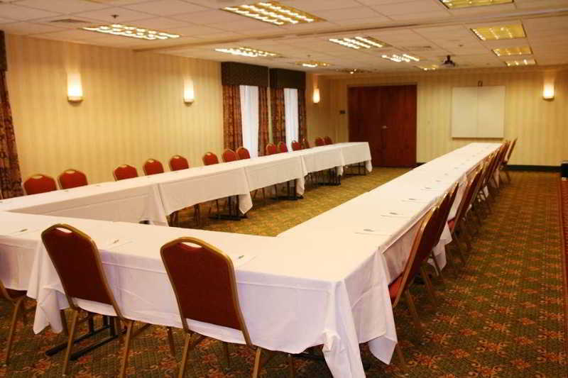 Hampton Inn & Suites Valley Forge Oaks Hampton Inn & Suites Valley Forge Oaks
