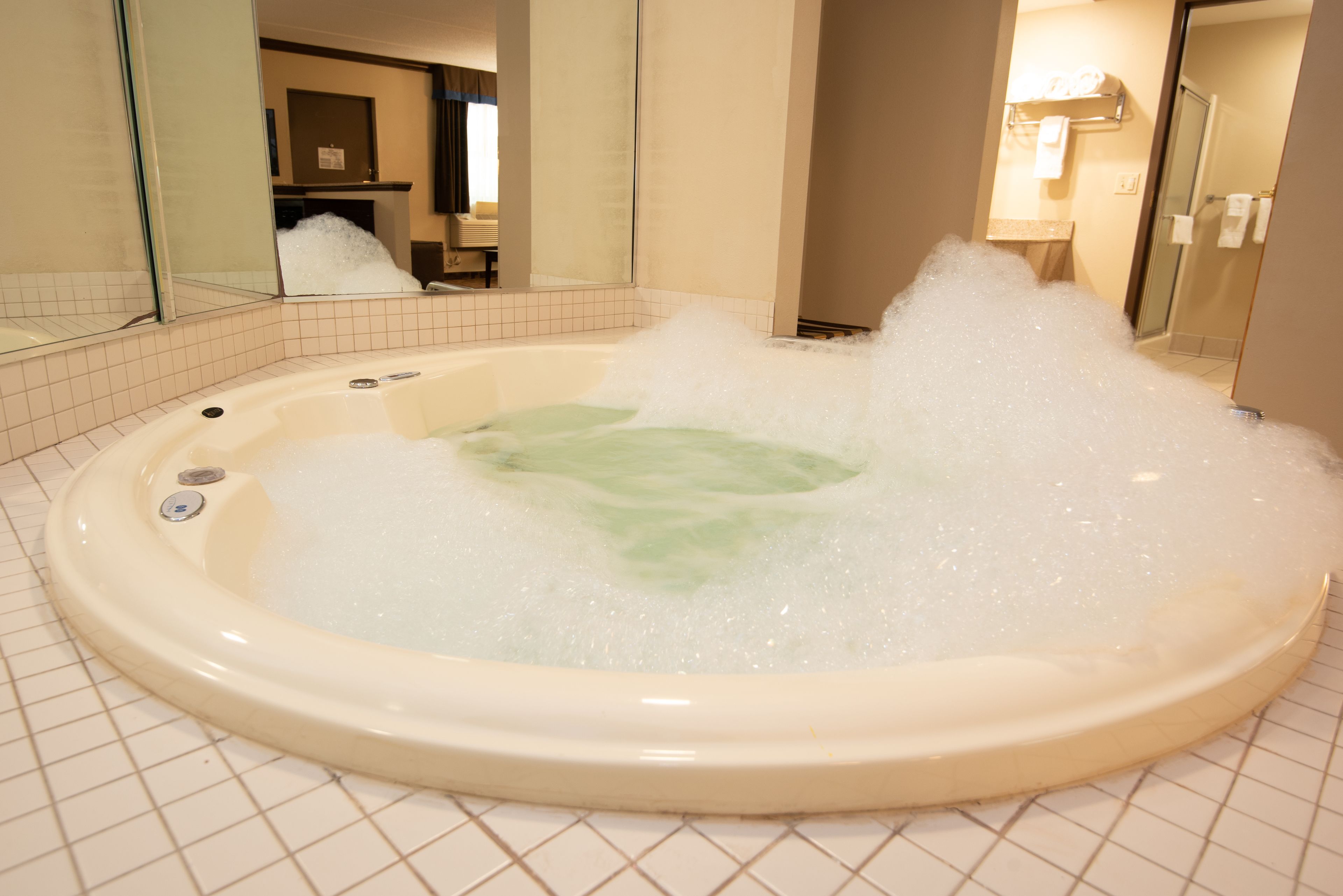 Quality Inn & Suites Quality Inn & Suites