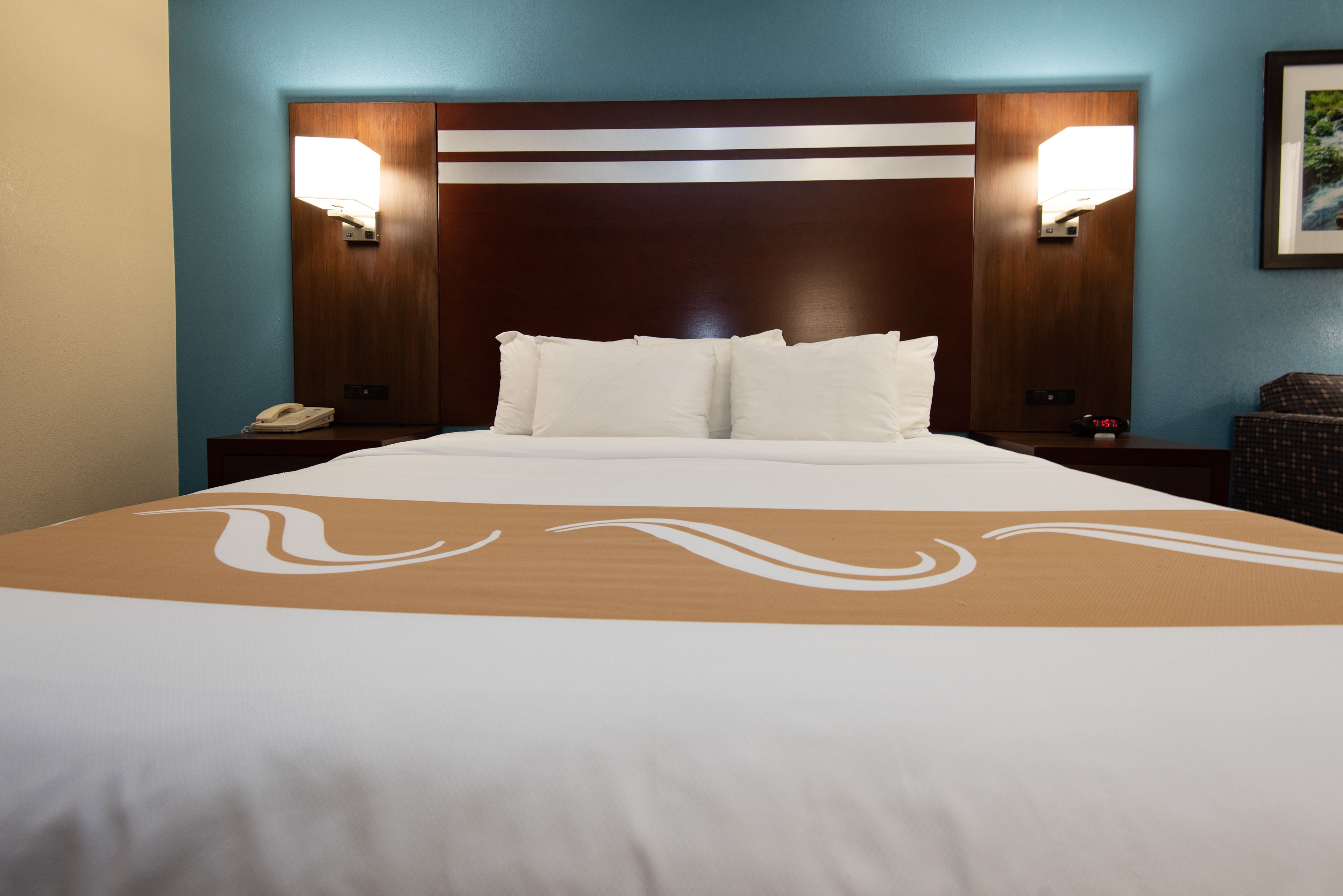 Quality Inn & Suites Quality Inn & Suites