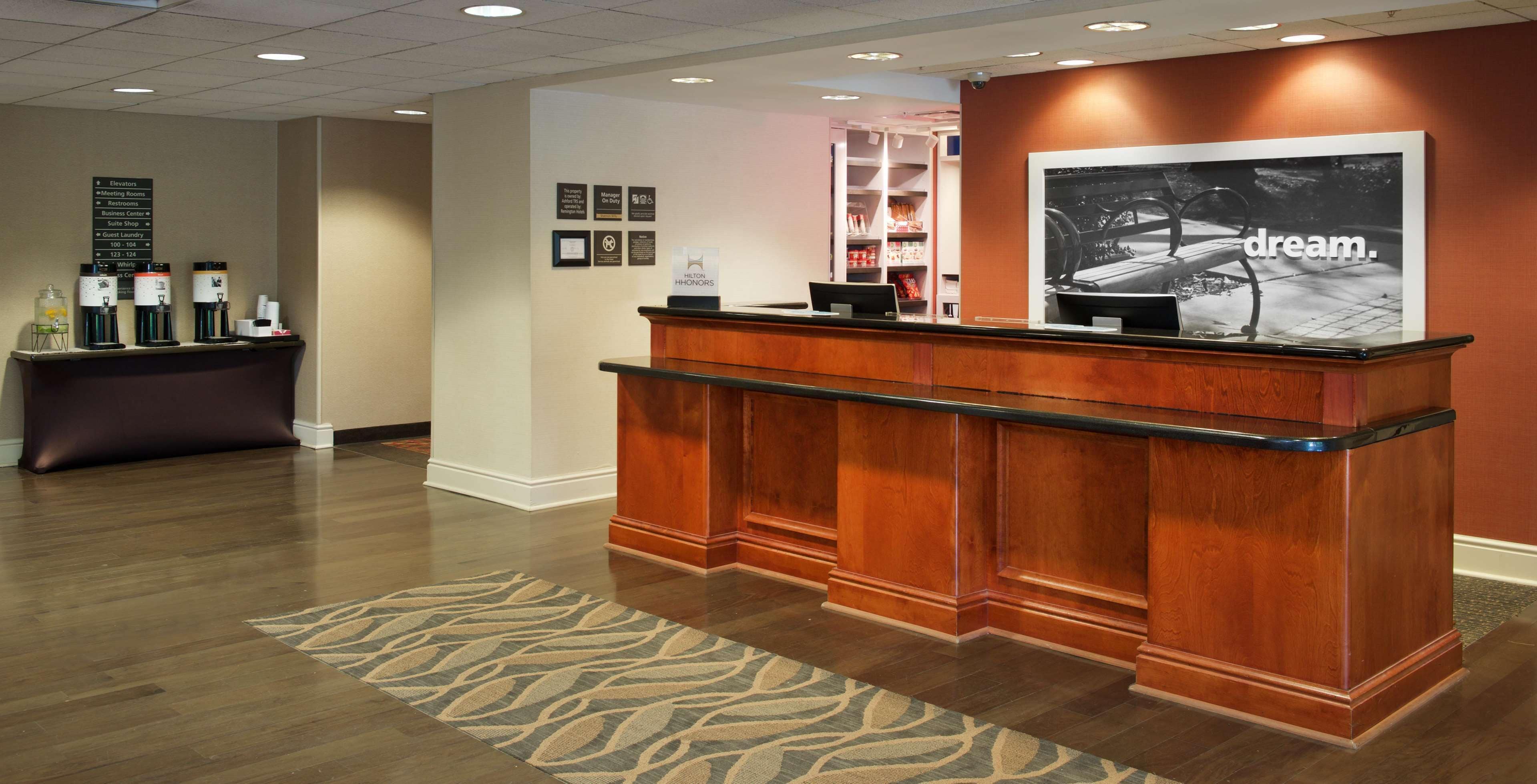 Hampton Inn & Suites Pittsburgh-Meadow Lands Hampton Inn & Suites Pittsburgh-Meadow Lands