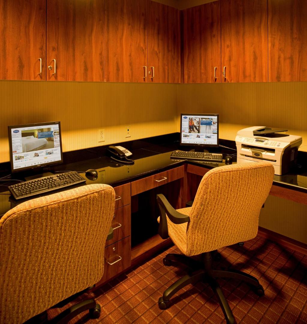 Hampton Inn & Suites Pittsburgh-Meadow Lands Hampton Inn & Suites Pittsburgh-Meadow Lands