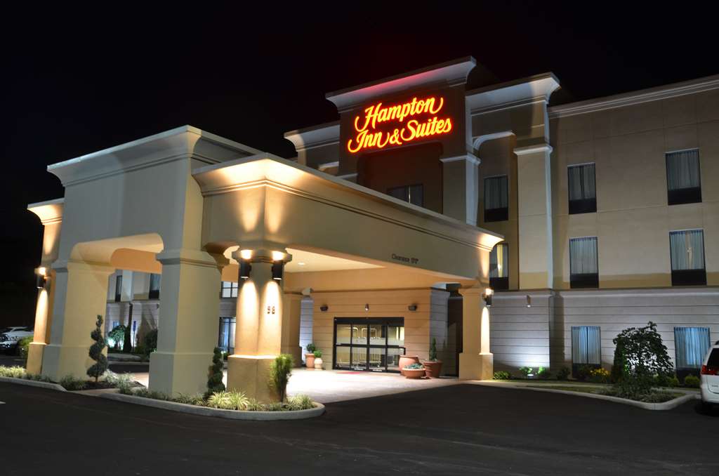 Hampton Inn and Suites Sharon Hampton Inn and Suites Sharon
