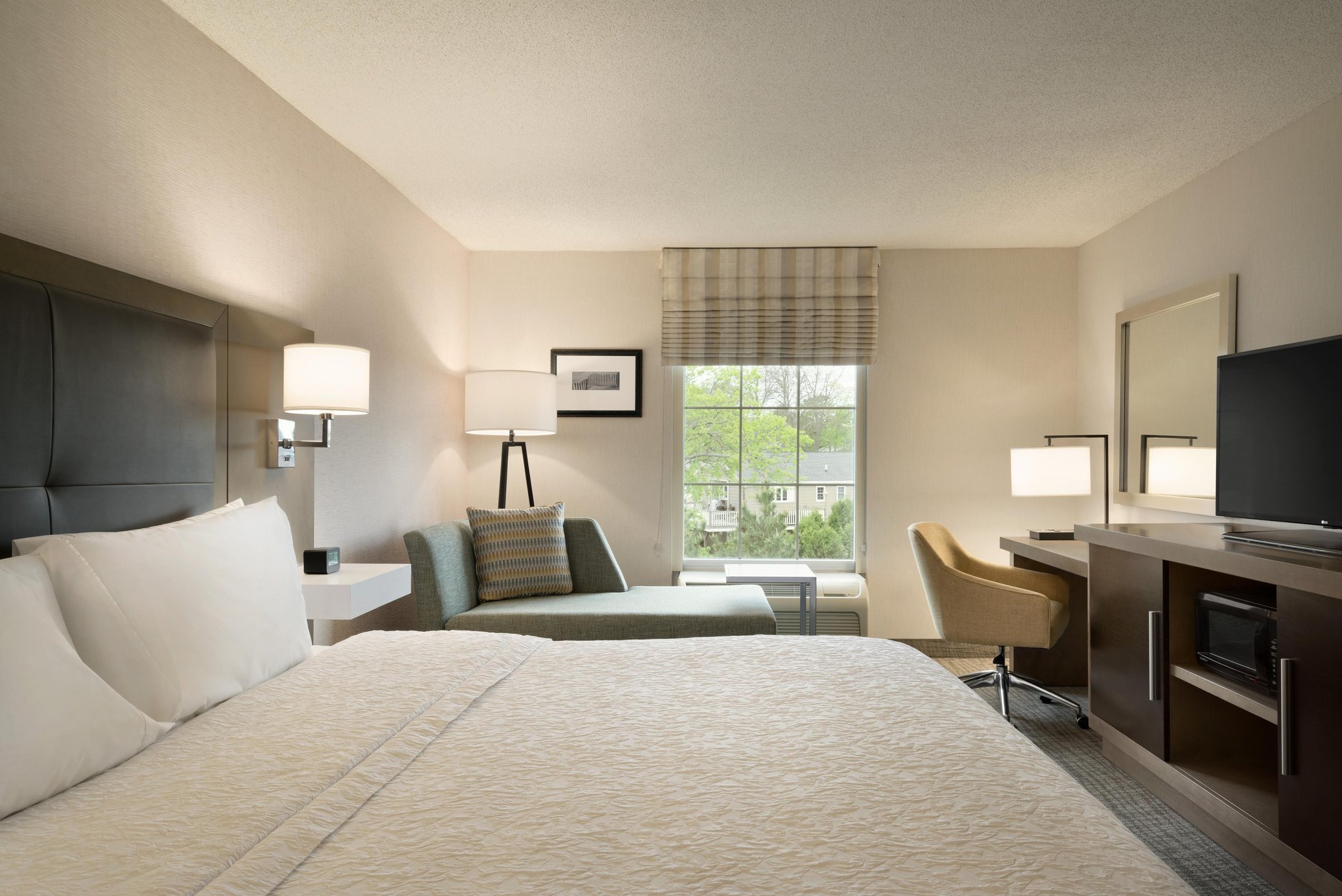 Hampton Inn & Suites Newport Middletown Hampton Inn & Suites Newport Middletown