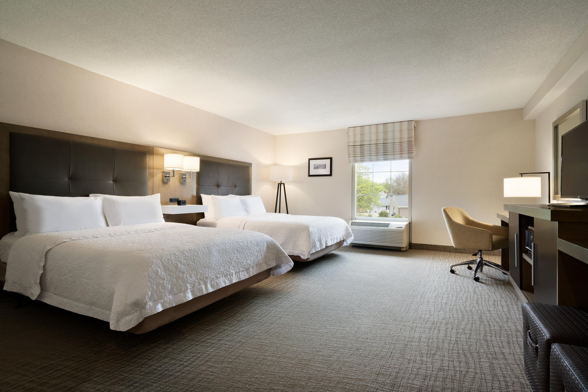 Hampton Inn & Suites Newport Middletown Hampton Inn & Suites Newport Middletown